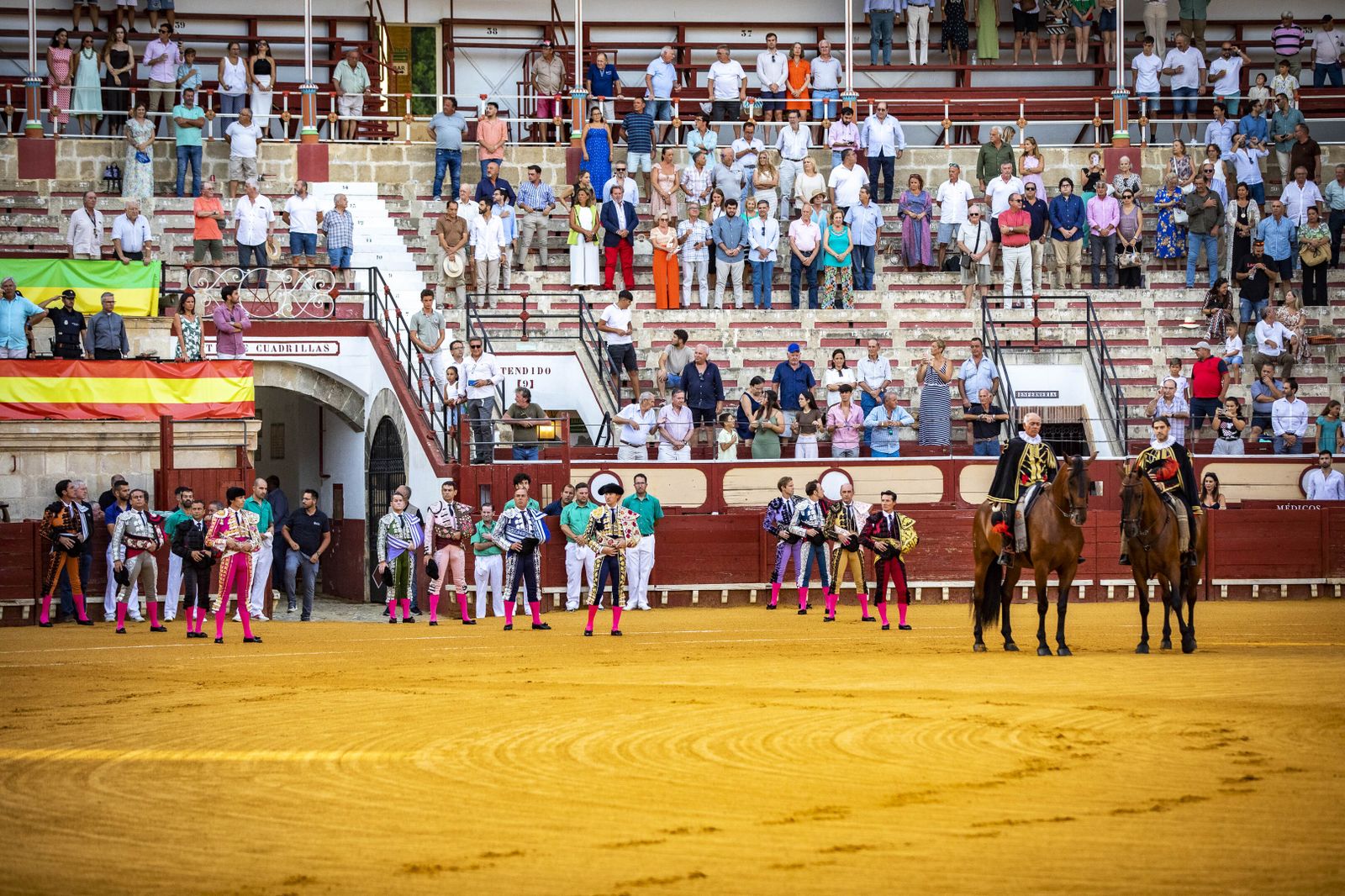 Diego Urdiales, Sebastián Castella y Daniel Luque, en la plaza de toros de El Puerto