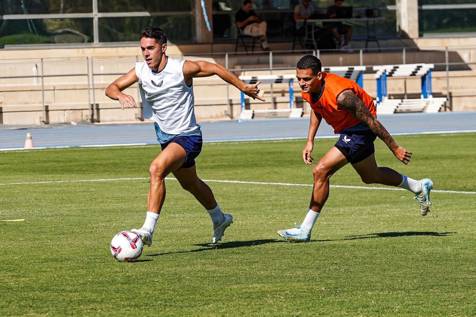 Arribas causa baja para Oviedo