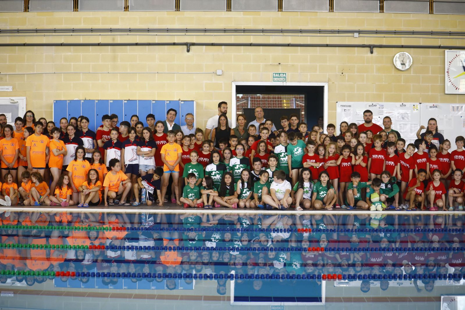 El homenaje de Córdoba a los nadadores Rafa Muñoz y Belén Domenech, en imágenes