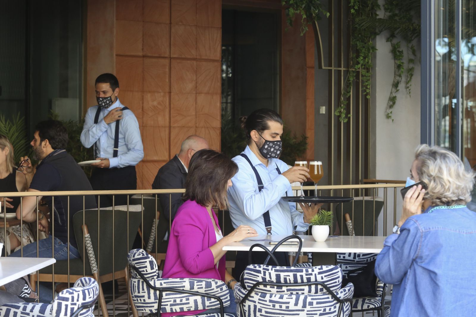 La inauguración del hotel Only You de la Equitativa