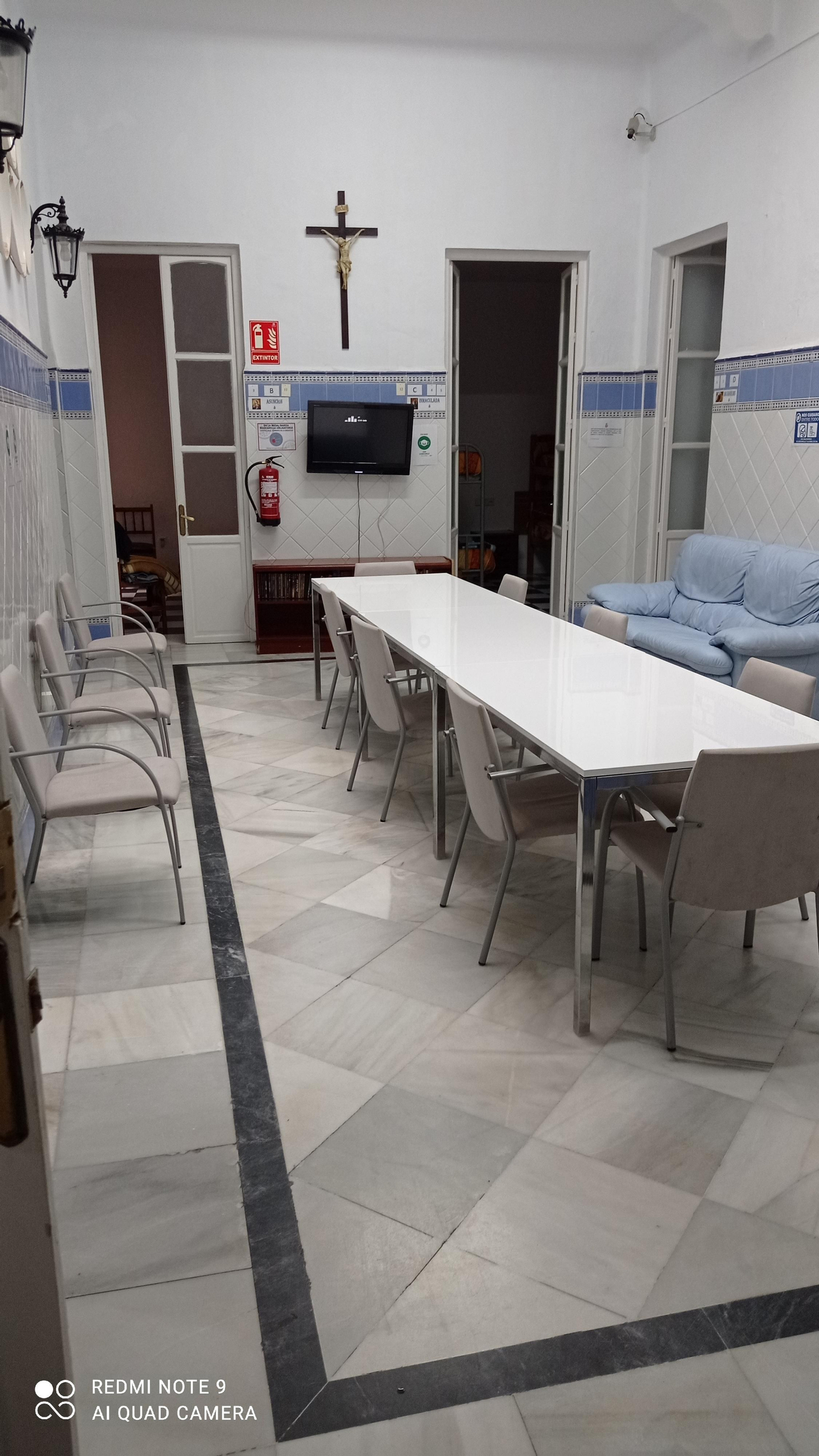 Comedor del albergue de Caballeros Hospitalarios, en Cádiz.