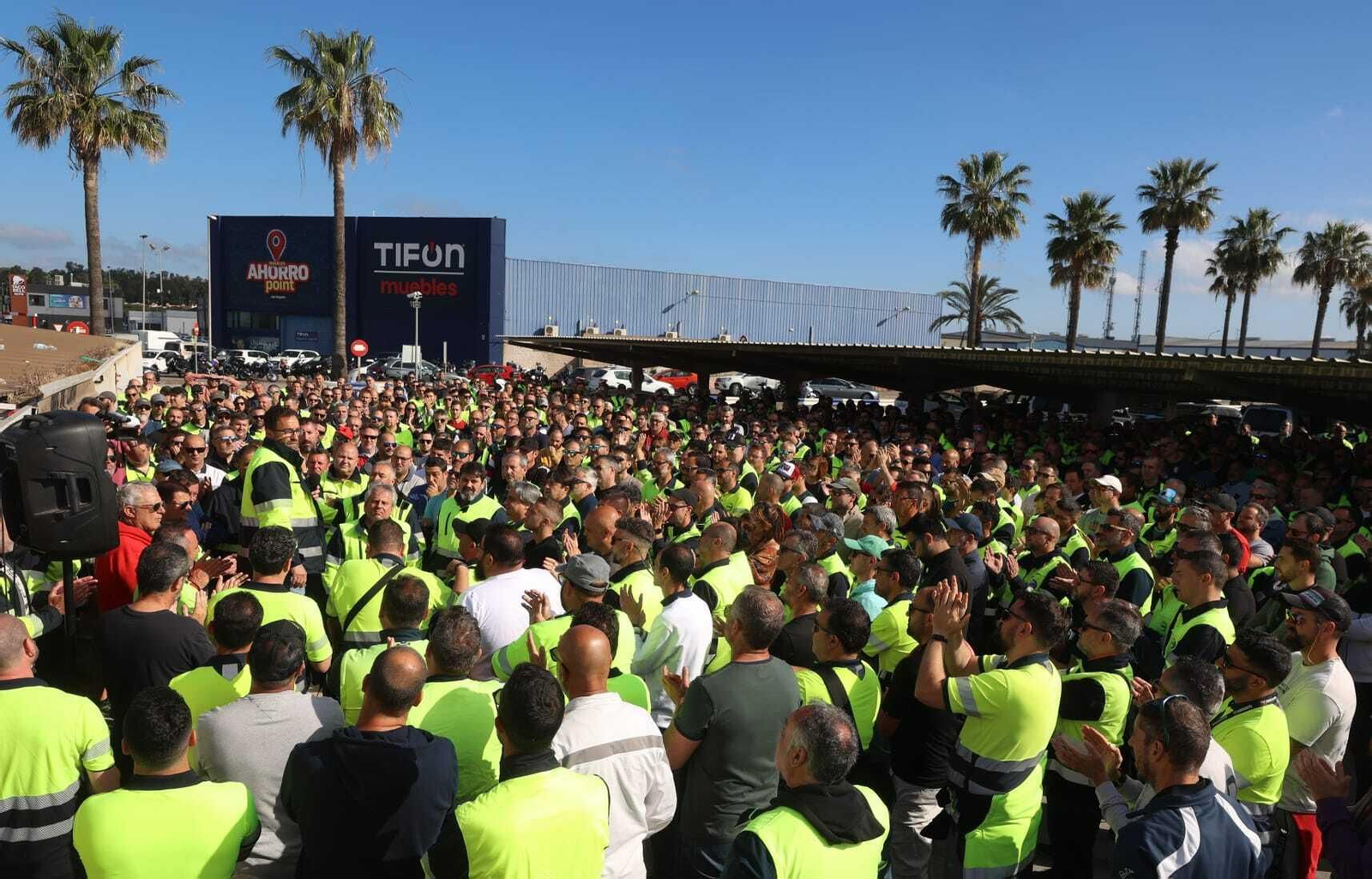 Un momento de la asamblea de trabajadores de este miércoles.