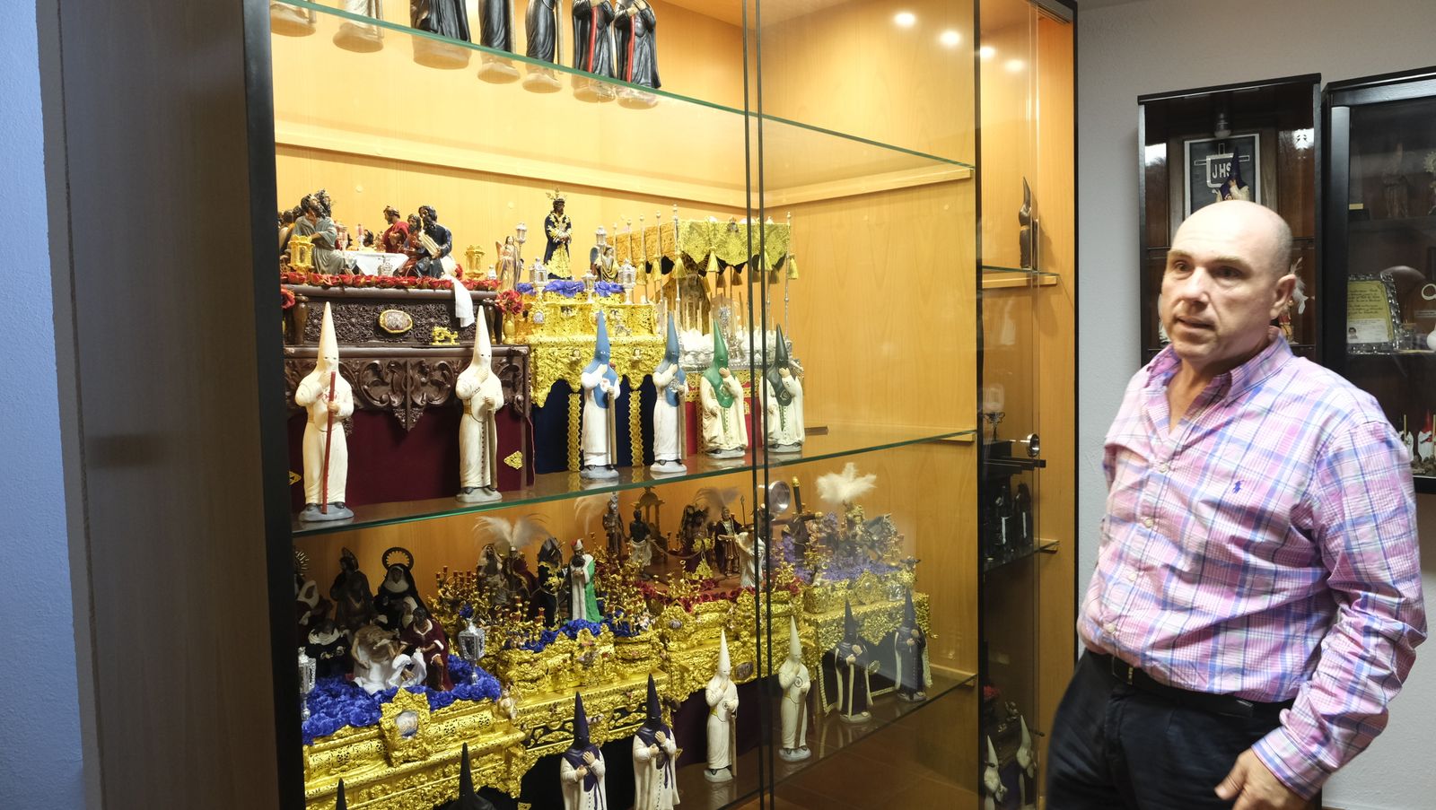 Fotogalería de la colección en miniatura de la Semana Santa de Almería.