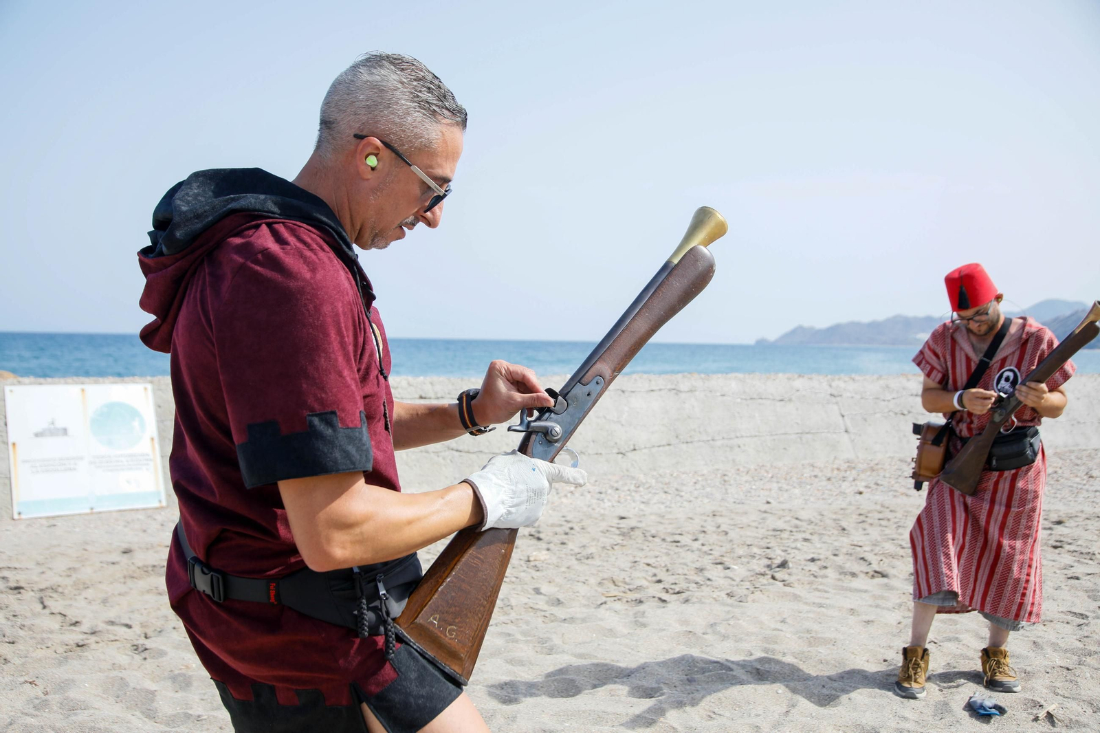 La carrera de cintas y la exhibición de caballos de los Moros y Cristianos de Mojácar, en imágenes