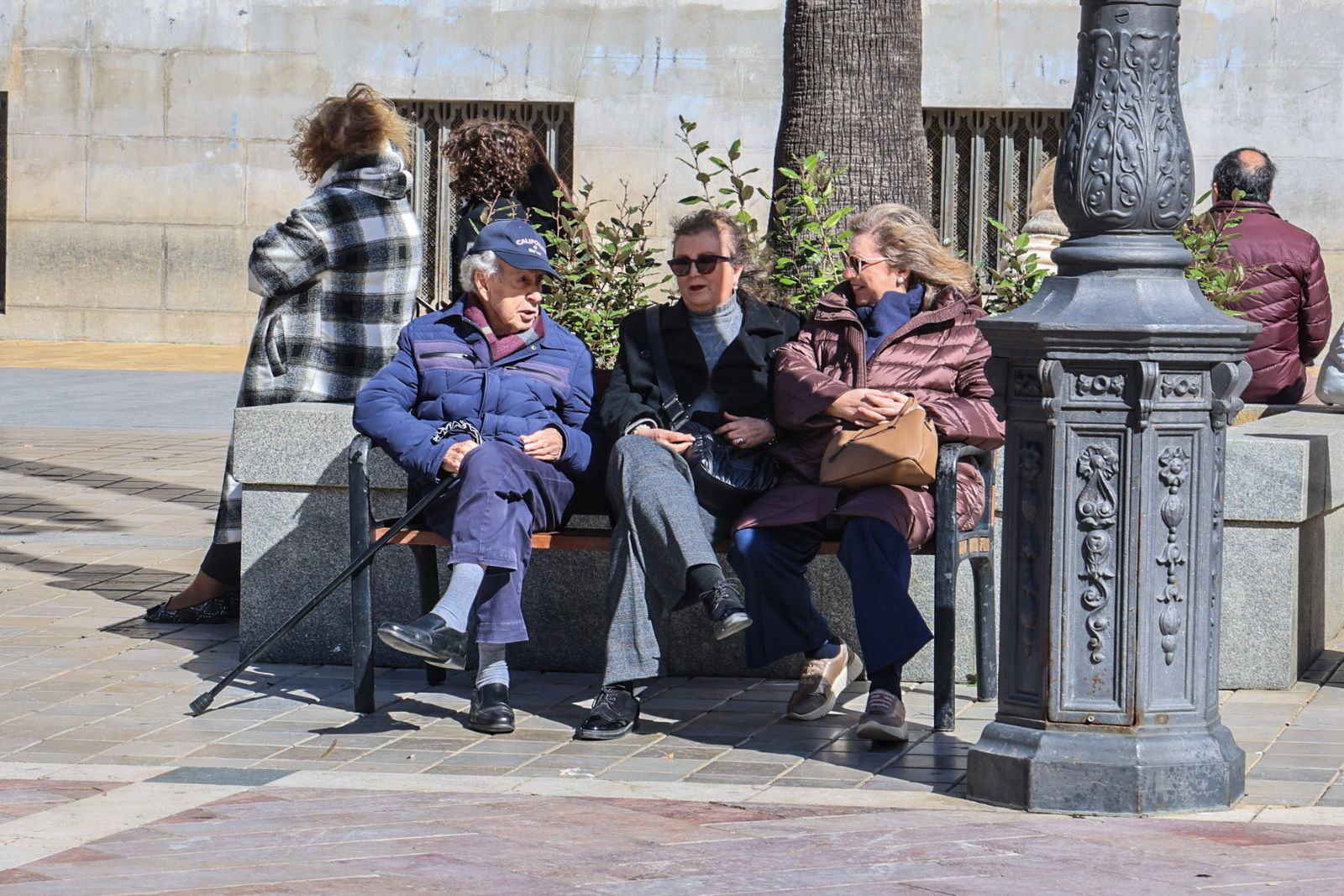 Fotografías de ambiente de la fría mañana en la ciudad