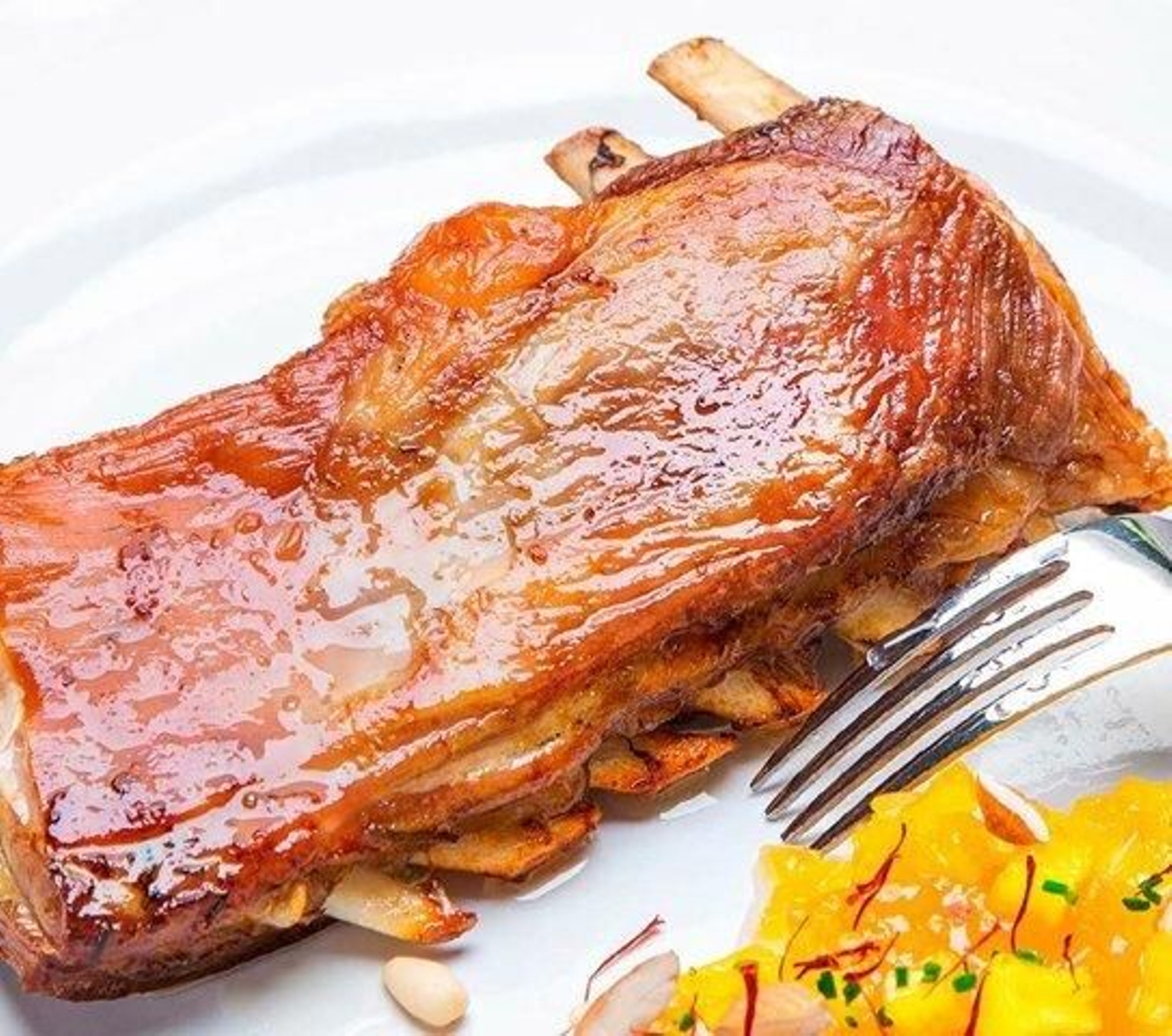 Costilla de cordero cocinada CorSevilla.