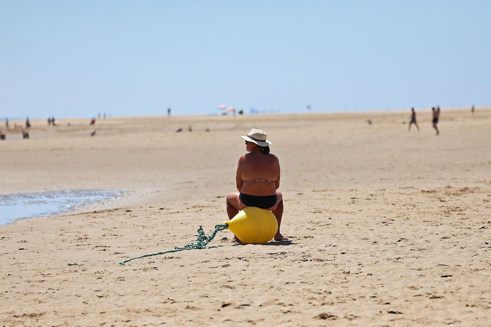 Las imágenes del domingo de playa en Huelva