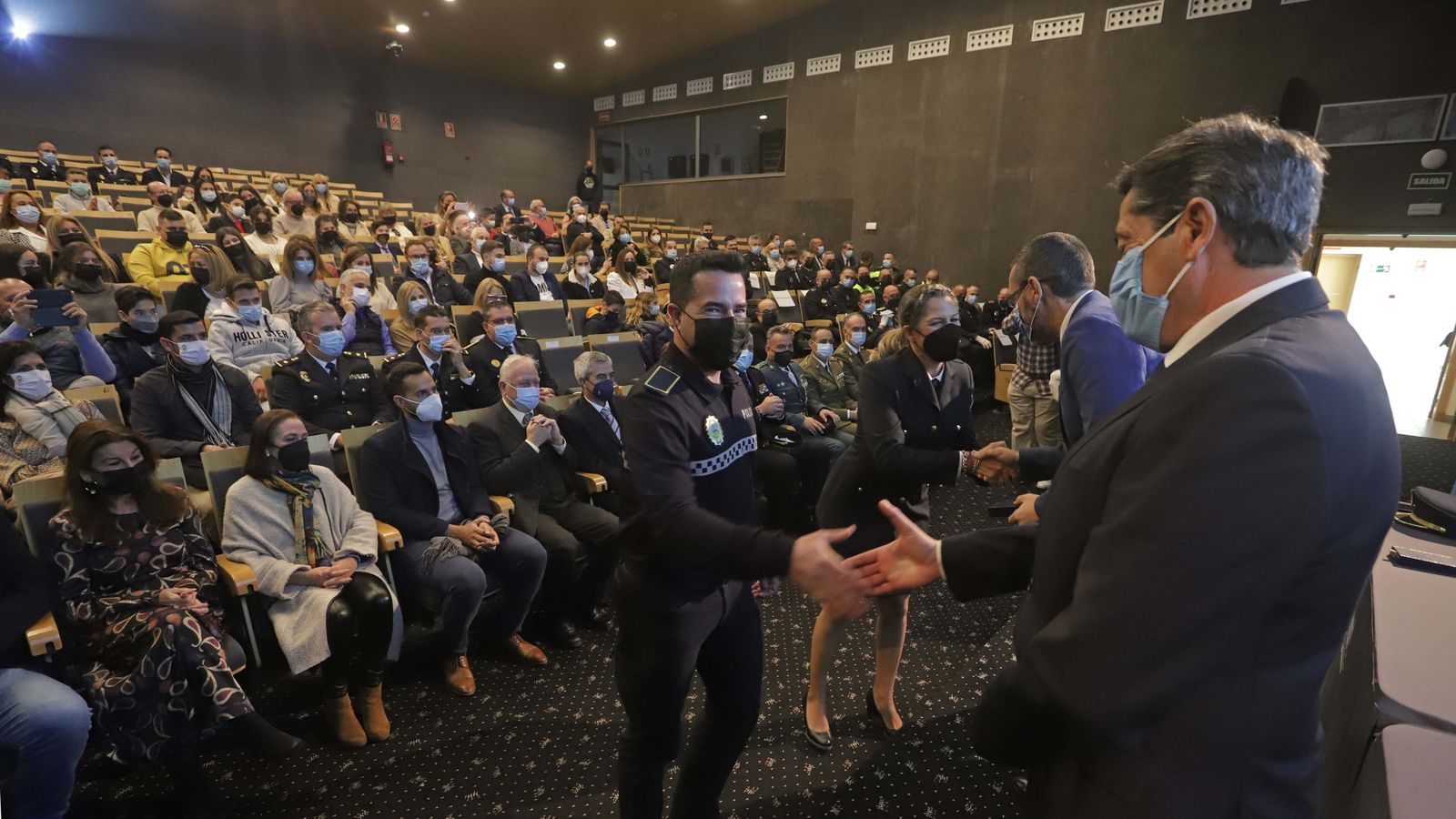 Fotos de la entrega de condecoraciones y reconocimientos de la Policía Local de La Línea