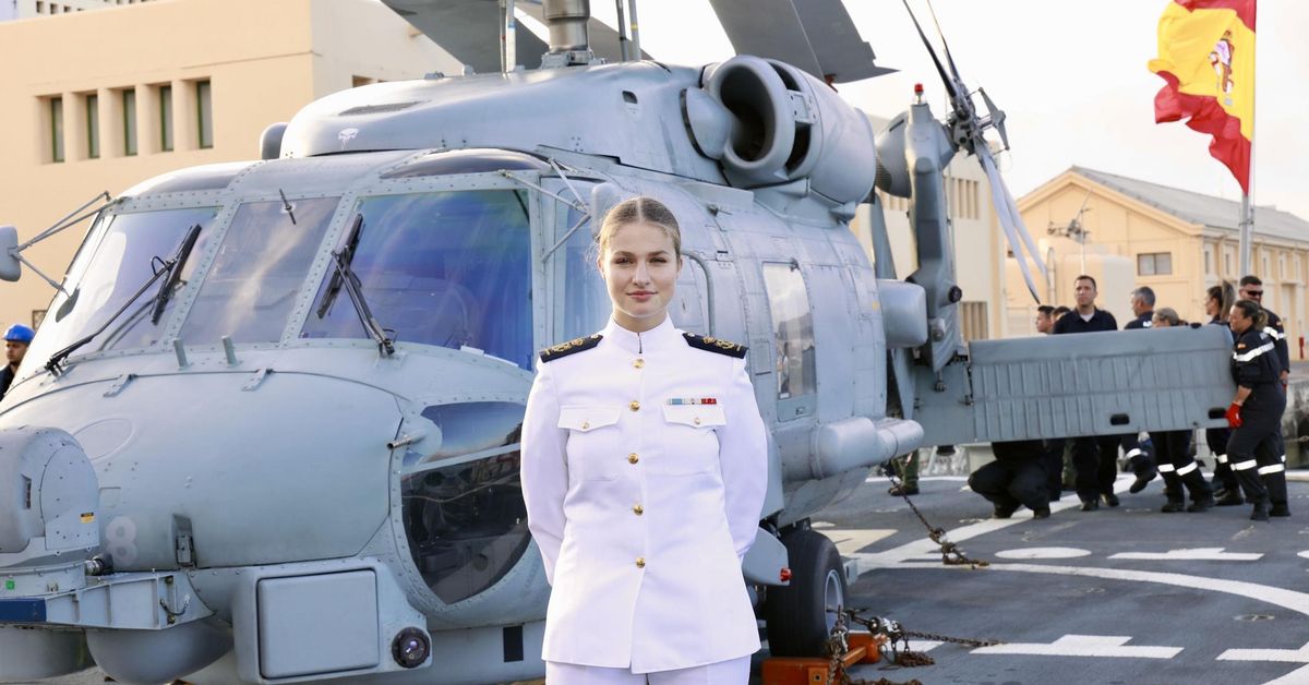 Así será la formación de la princesa Leonor para aprender a pilotar: toque  de diana a las 06:30, clases hasta las 18:00 y simuladores de vuelo