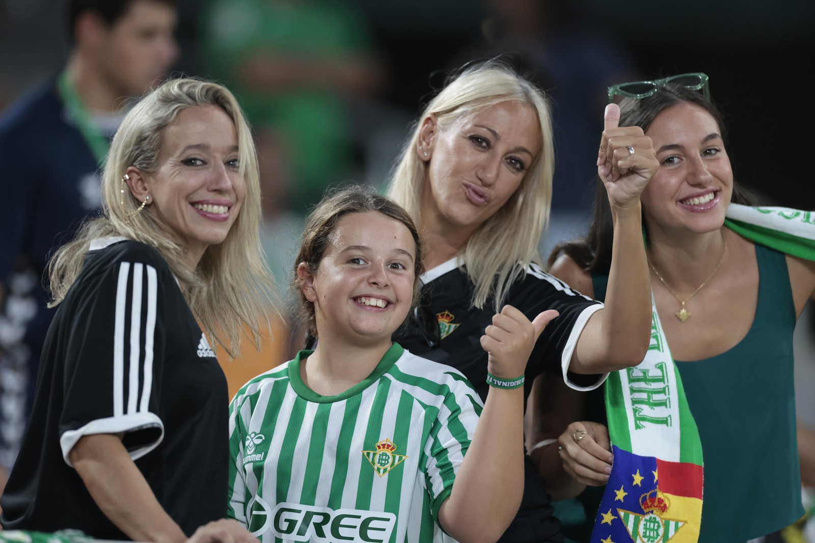 Búscate en las fotos del Betis - Real Sociedad