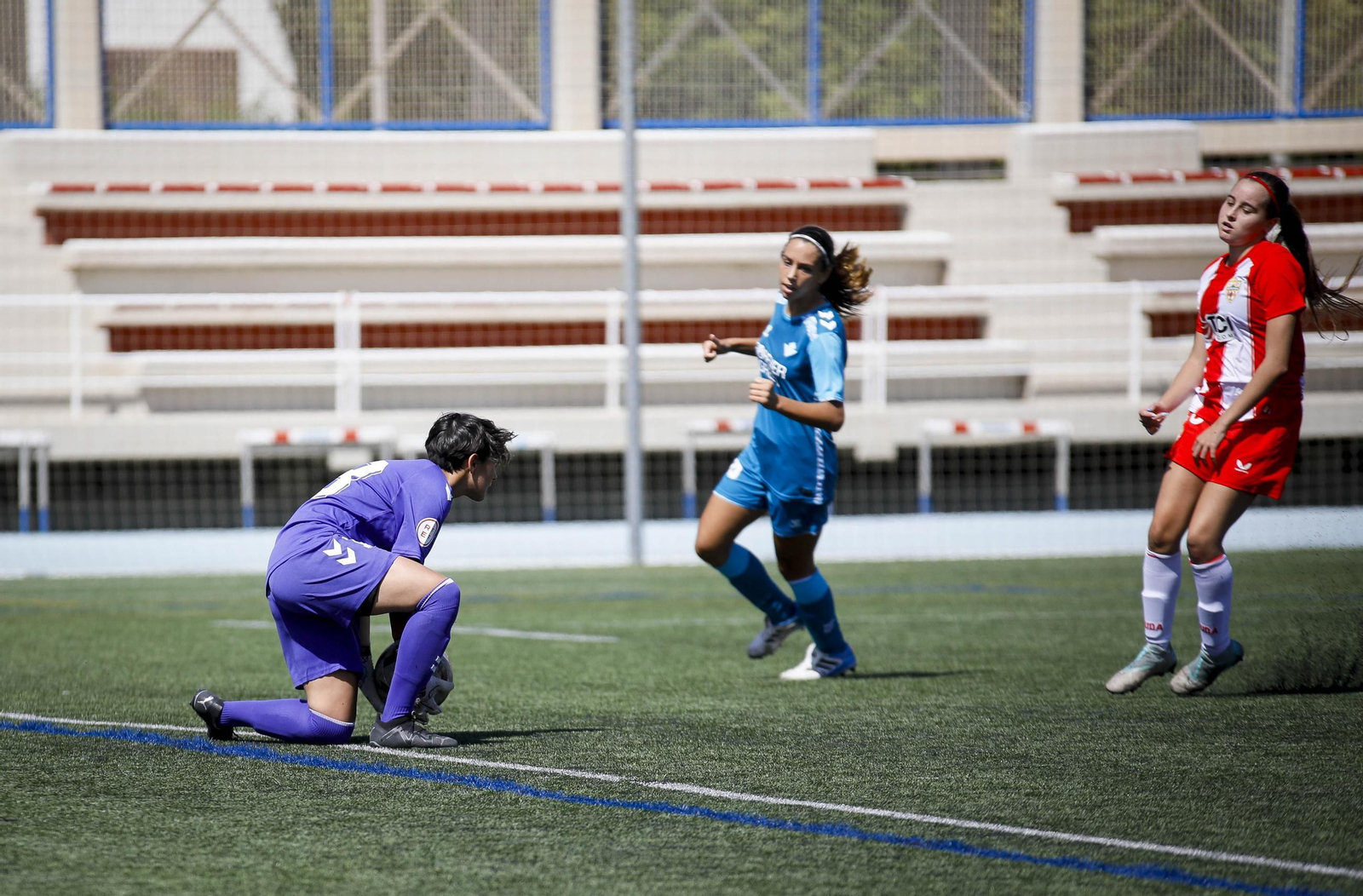 Las imágenes del partido de fútbol del Almería femenino contra el Betis B