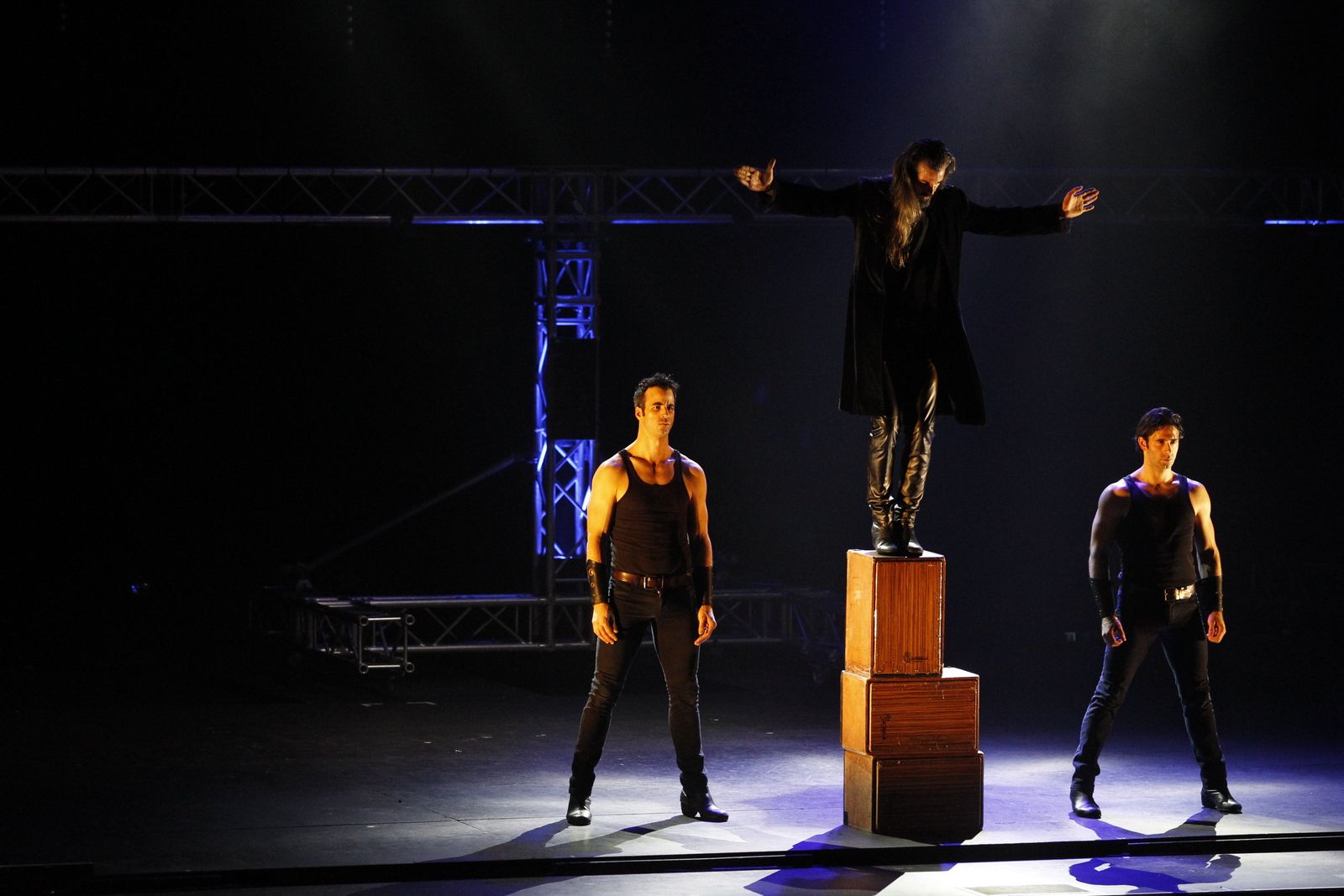 Las imágenes de la actuación del grupo Los Vivancos