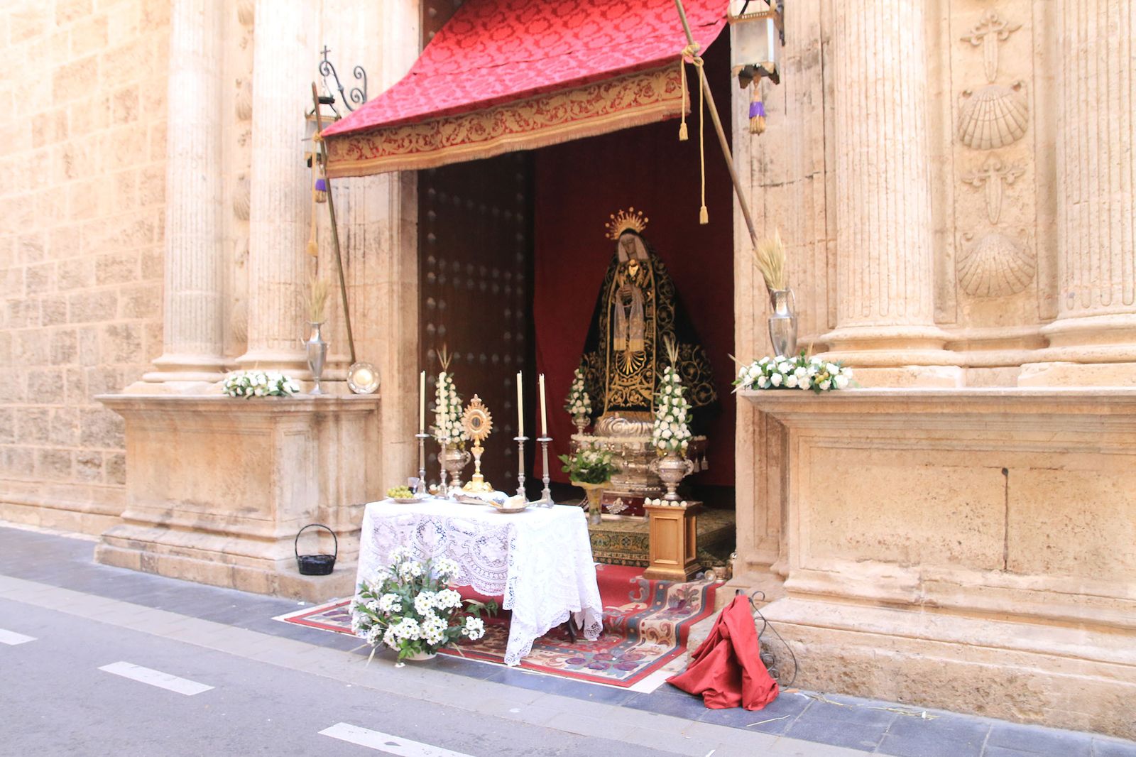 Las imágenes de la procesión del Corpus en Almería