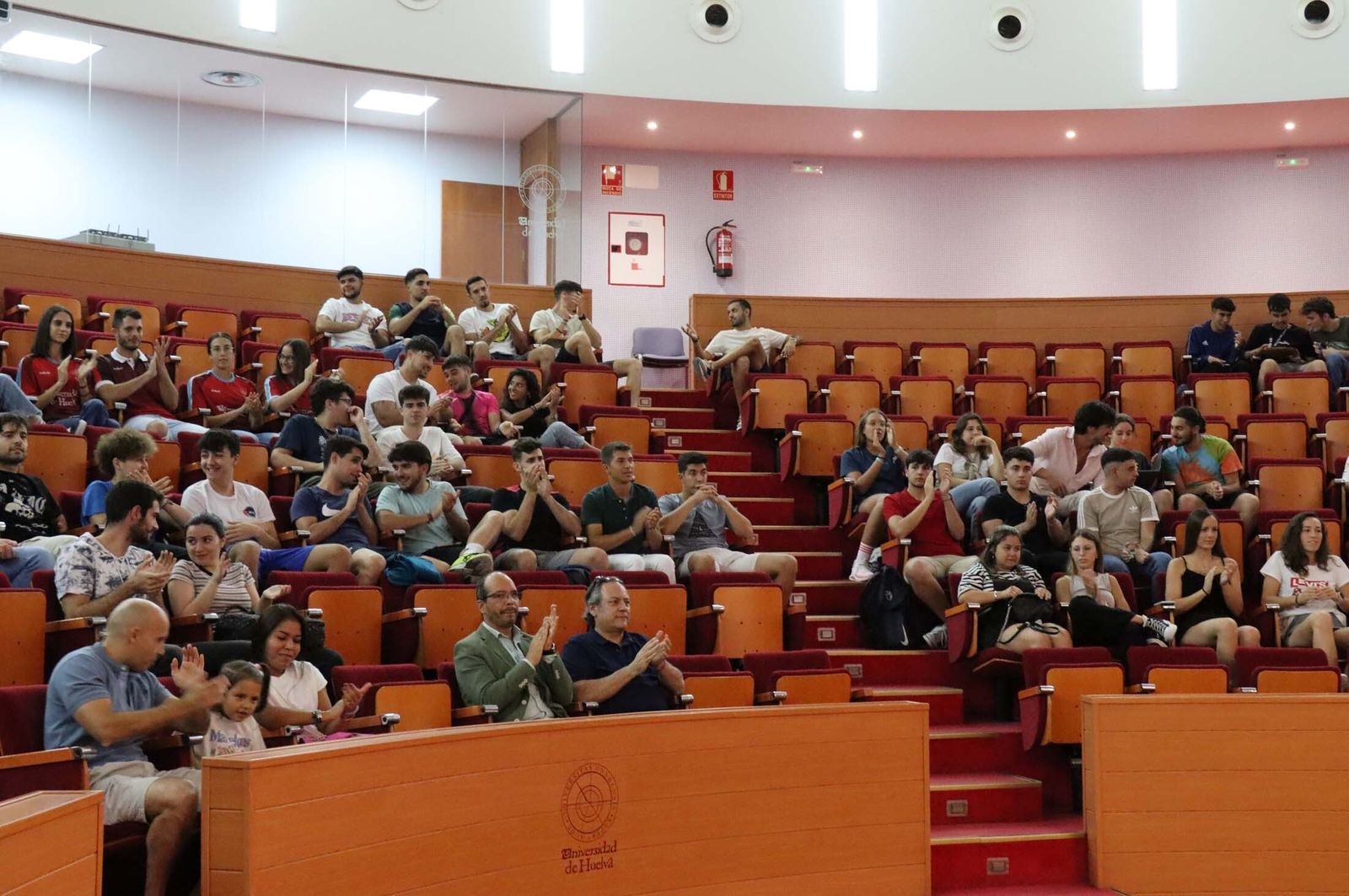 Imágenes del jueves 18 de mayo en Huelva