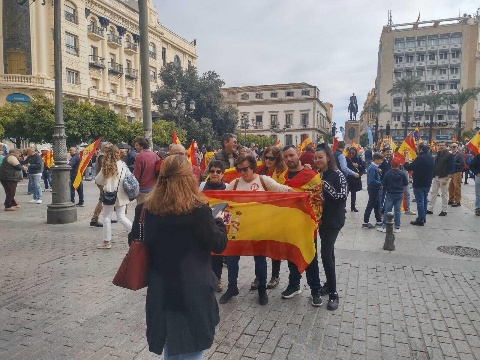 Las imágenes de la protesta del PP contra la amnistía en Córdoba