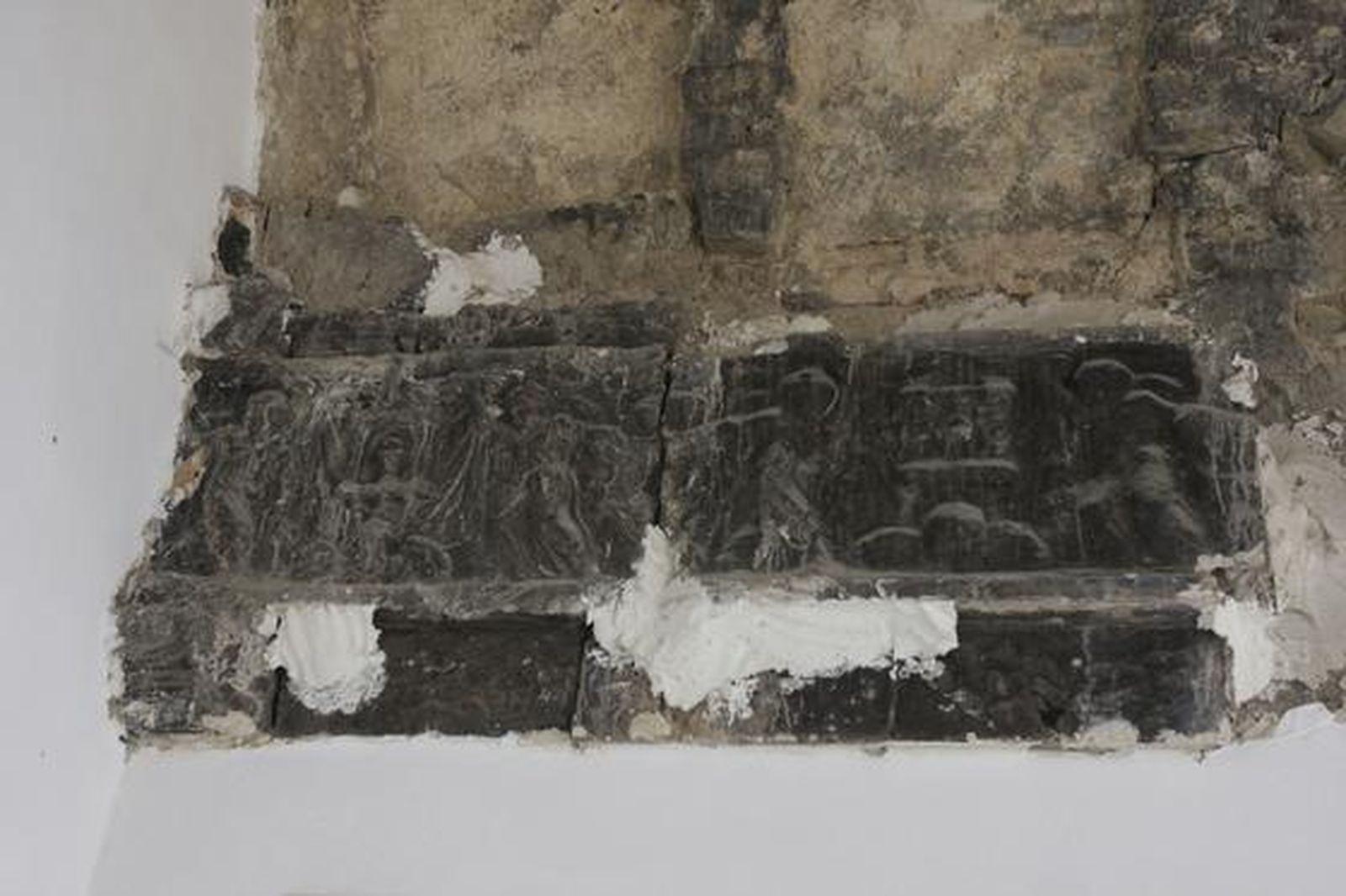 Restos de yesería en la bóveda de la capilla sacramental.

Foto: José Ángel García