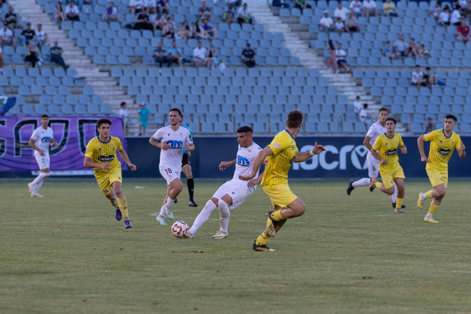 Las mejores imágenes del Real Jaén - CD Huétor Tájar Las mejores imágenes del Real Jaén - CD Huétor Tájar