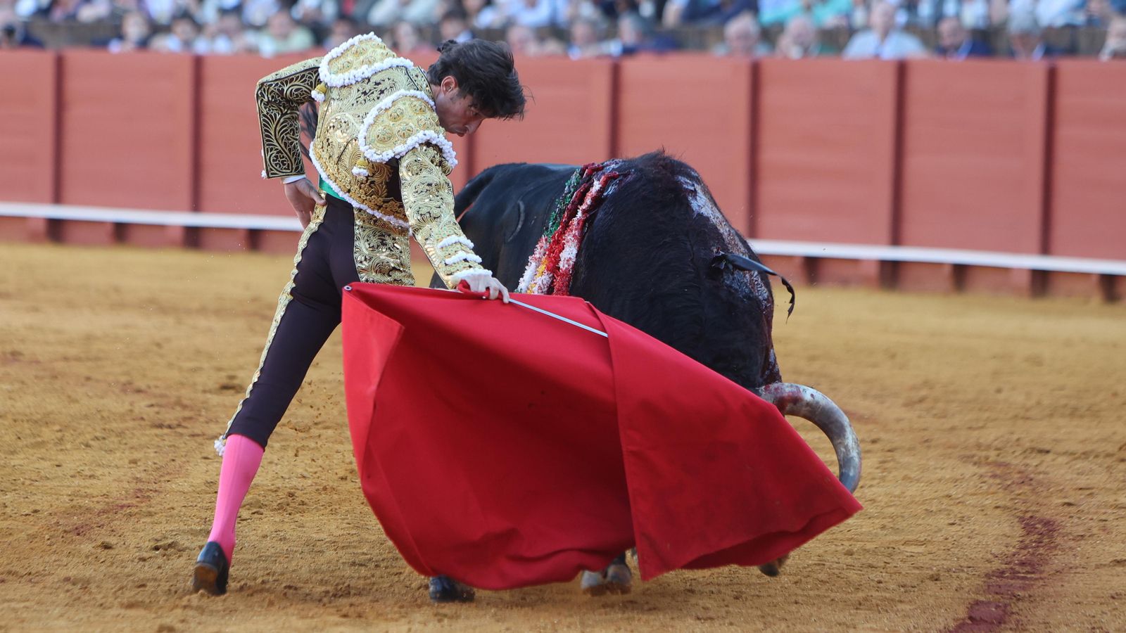Ángel Jiménez, triunfador en la edición del pasado año, se estira en este redondo a 'Reportero'.