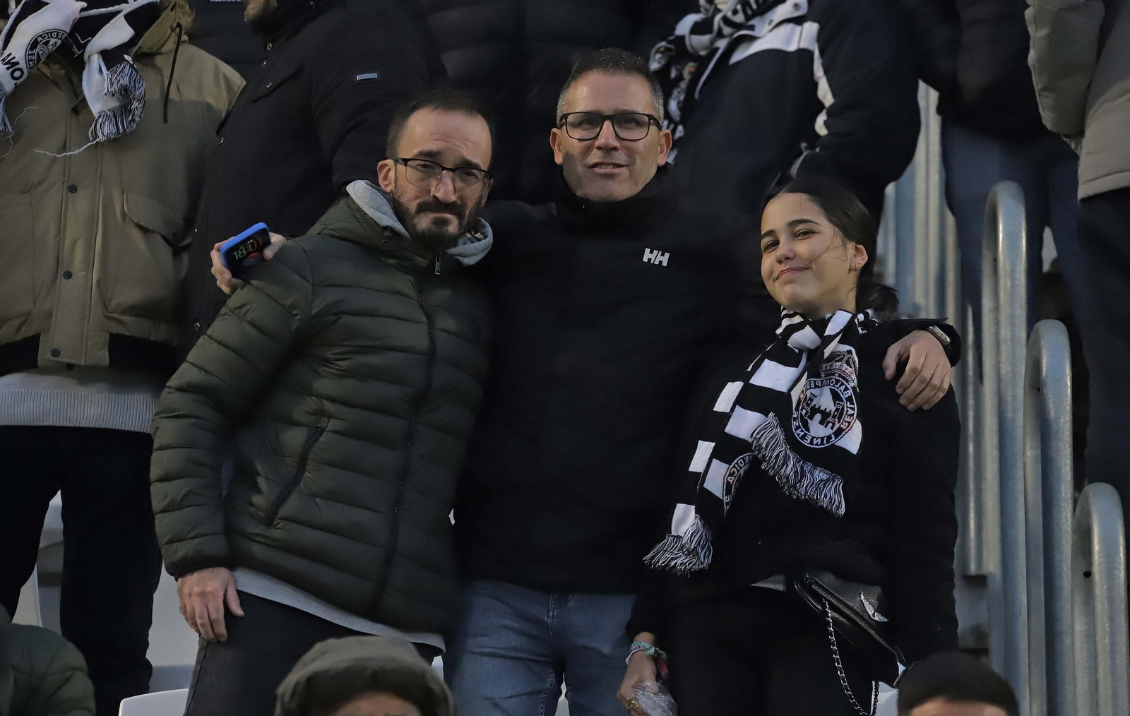 Búscate en el Ciudad de La Línea durante el Balona - Dos Hermanas de Tercera Federación