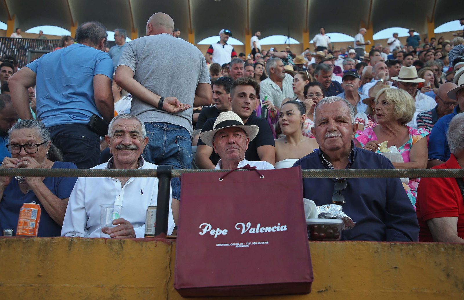 Búscate en durante la corrida del jueves en la plaza de toros Las Palomas