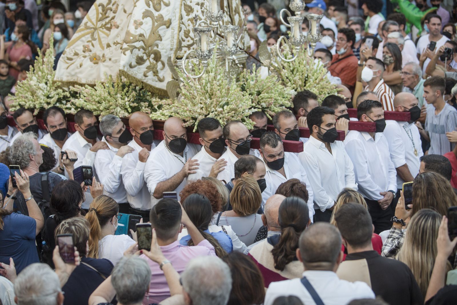 Las imágenes de la procesión de la Virgen del Rosario