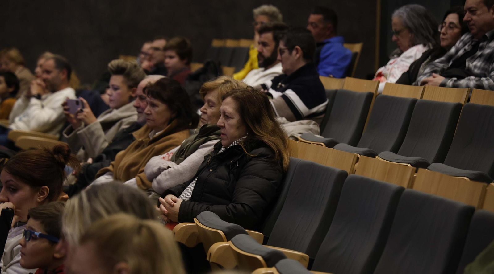 Las fotos de la entrega de los Premios a la Mujer Linense 2025