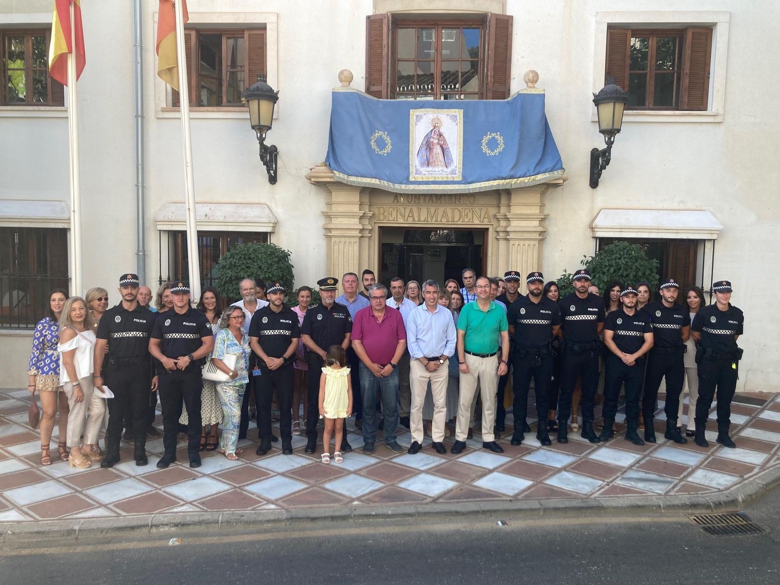 El acto de toma de posesión de los nuevos agentes de la Policía Local de Benalmádena.
