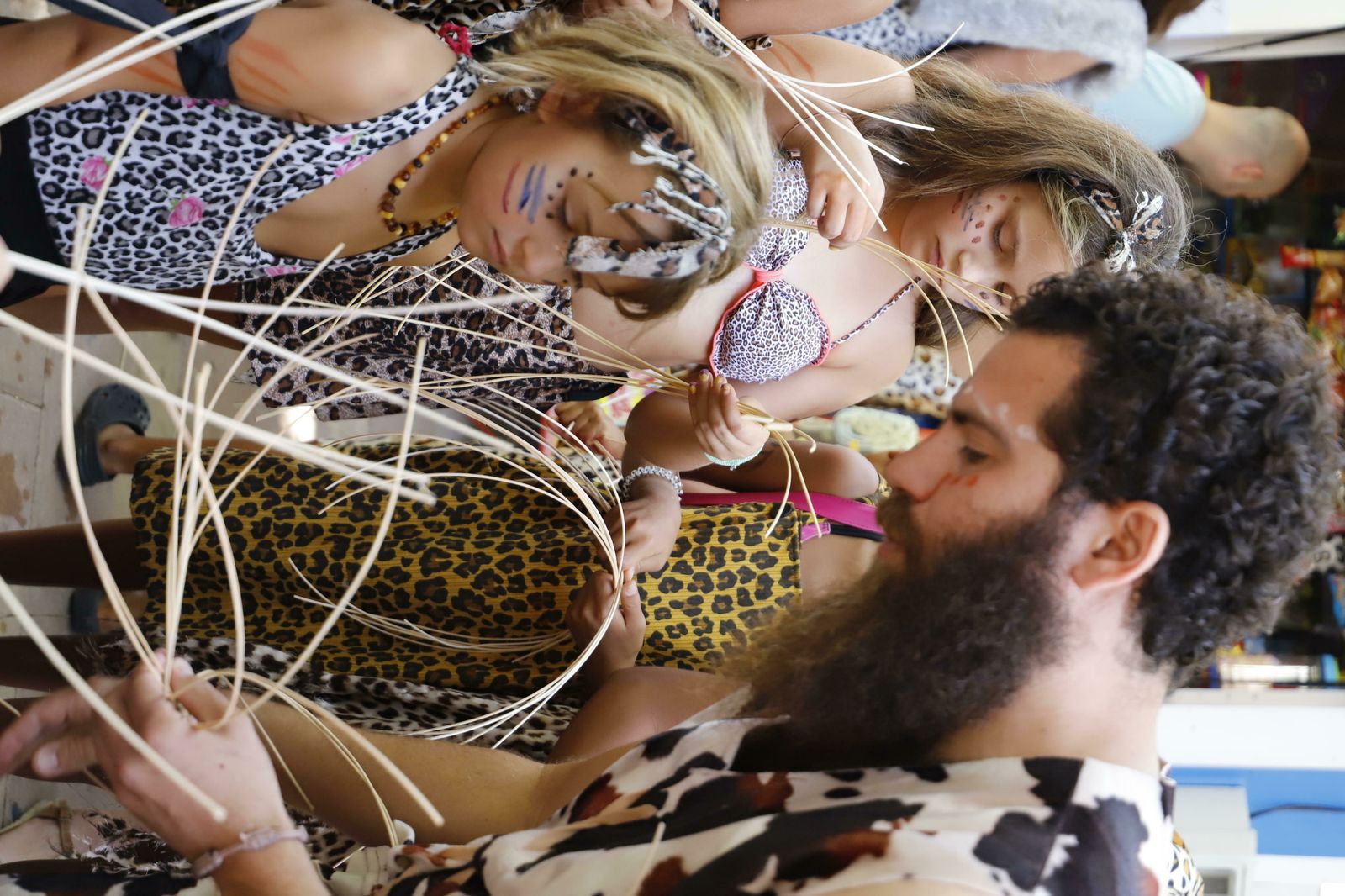 Imágenes de la fiesta troglodita de Píñar