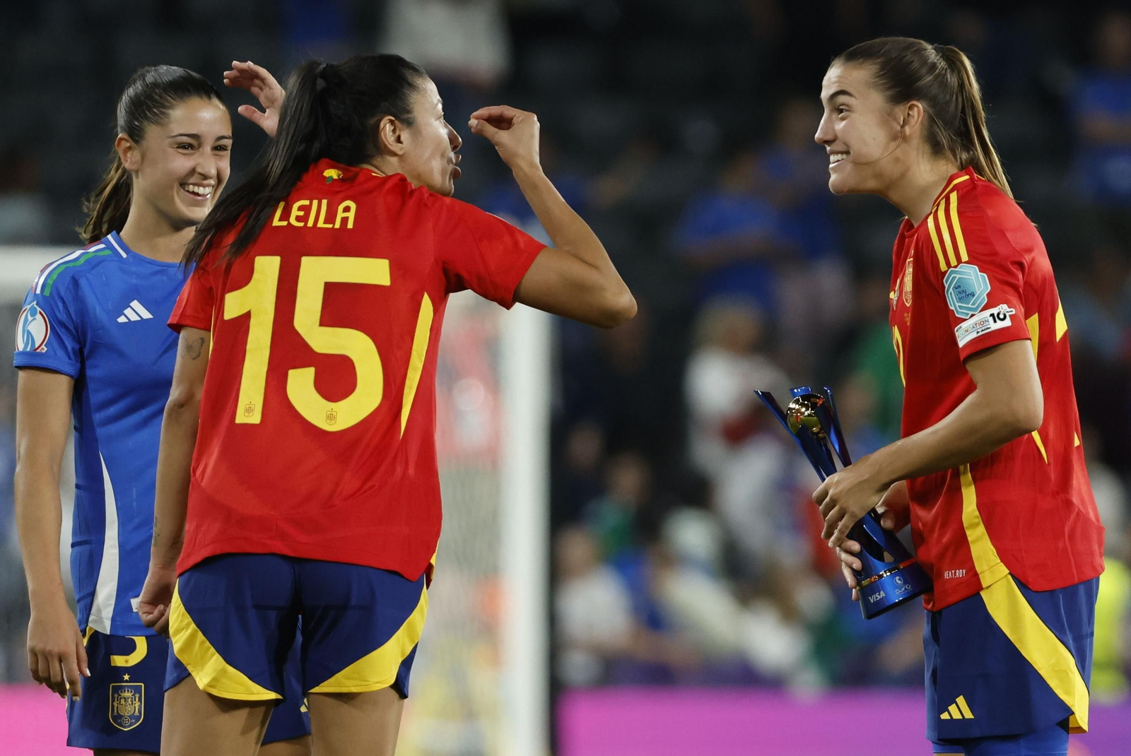 Las fotos del Italia - España de la Eurocopa femenina