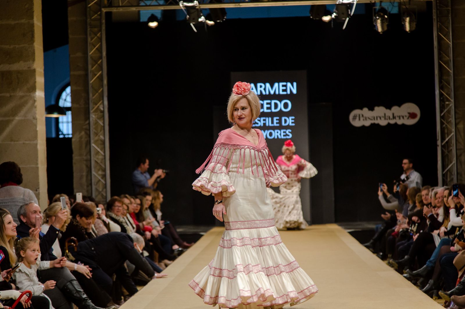 El desfile de mayores, en imágenes