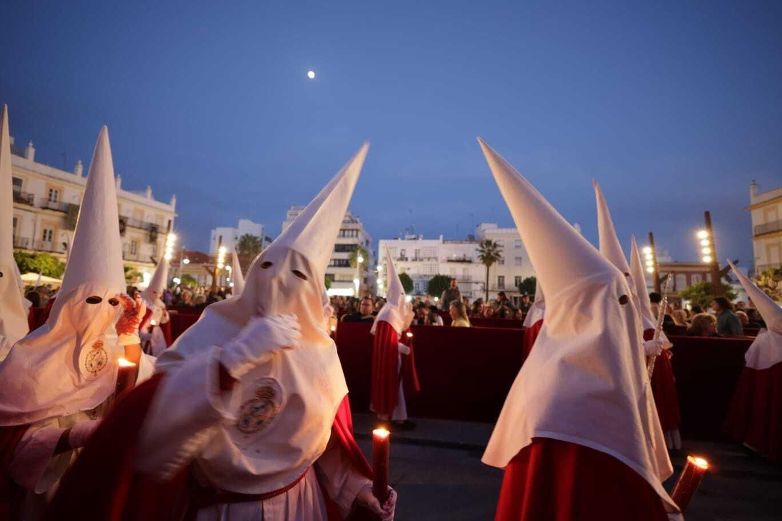 Lunes Santo en San Fernando: las imágenes de Ecce Homo