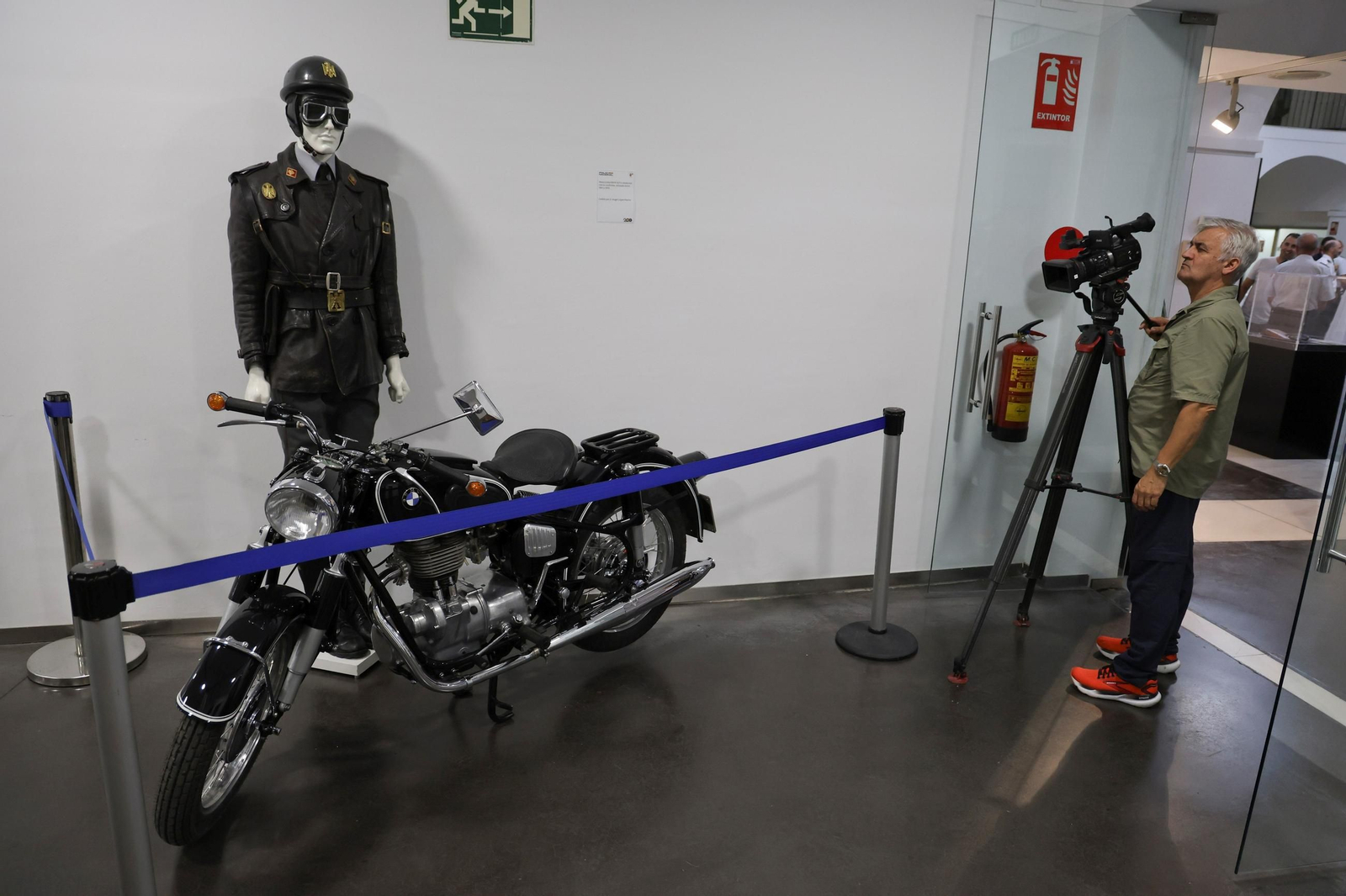 Una exposición recuerda los 200 años de historia de la Policía Nacional (fotos)