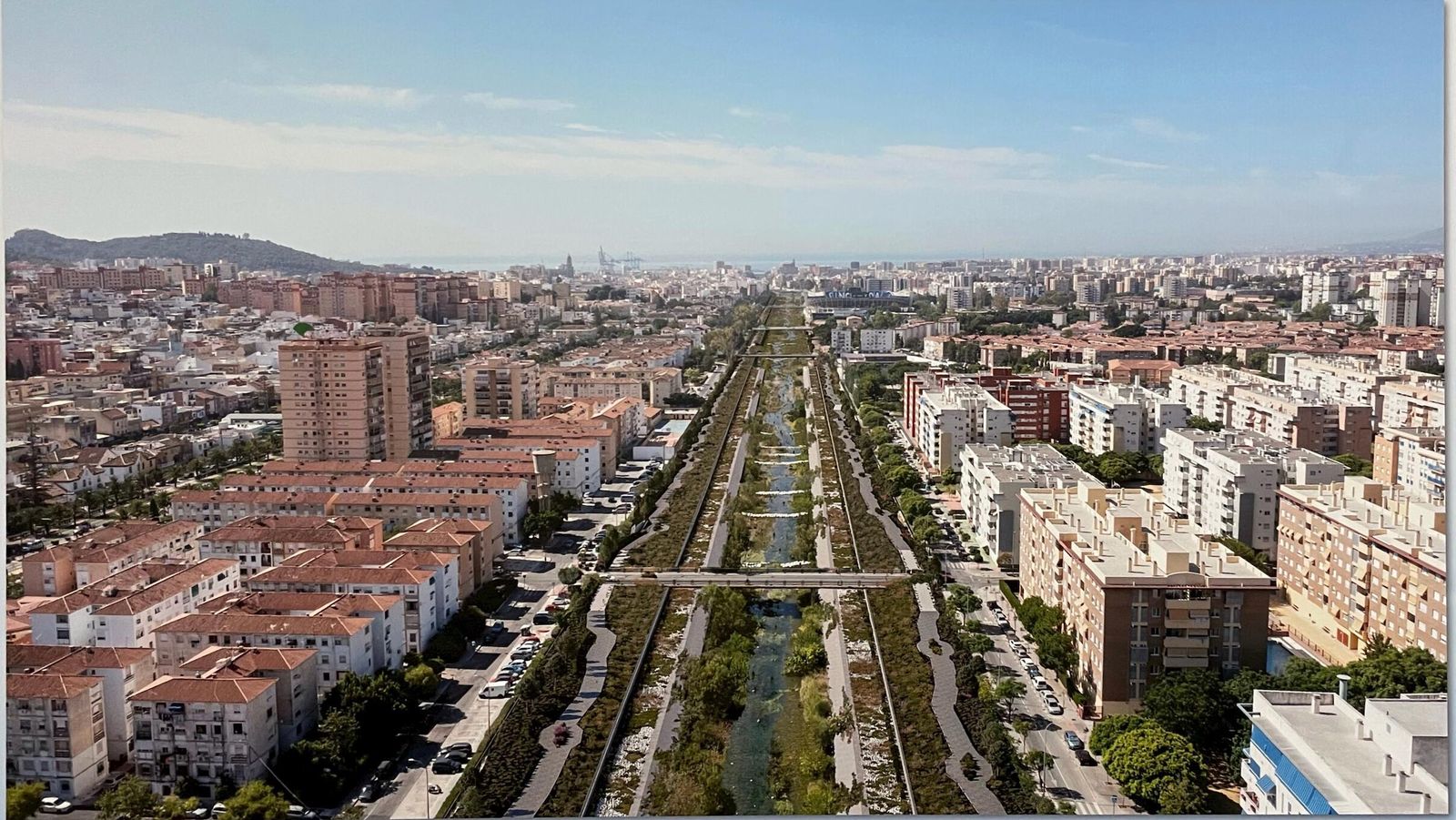 Recreación del parque  fluvial proyectado en el cauce del Guadalmedina.
