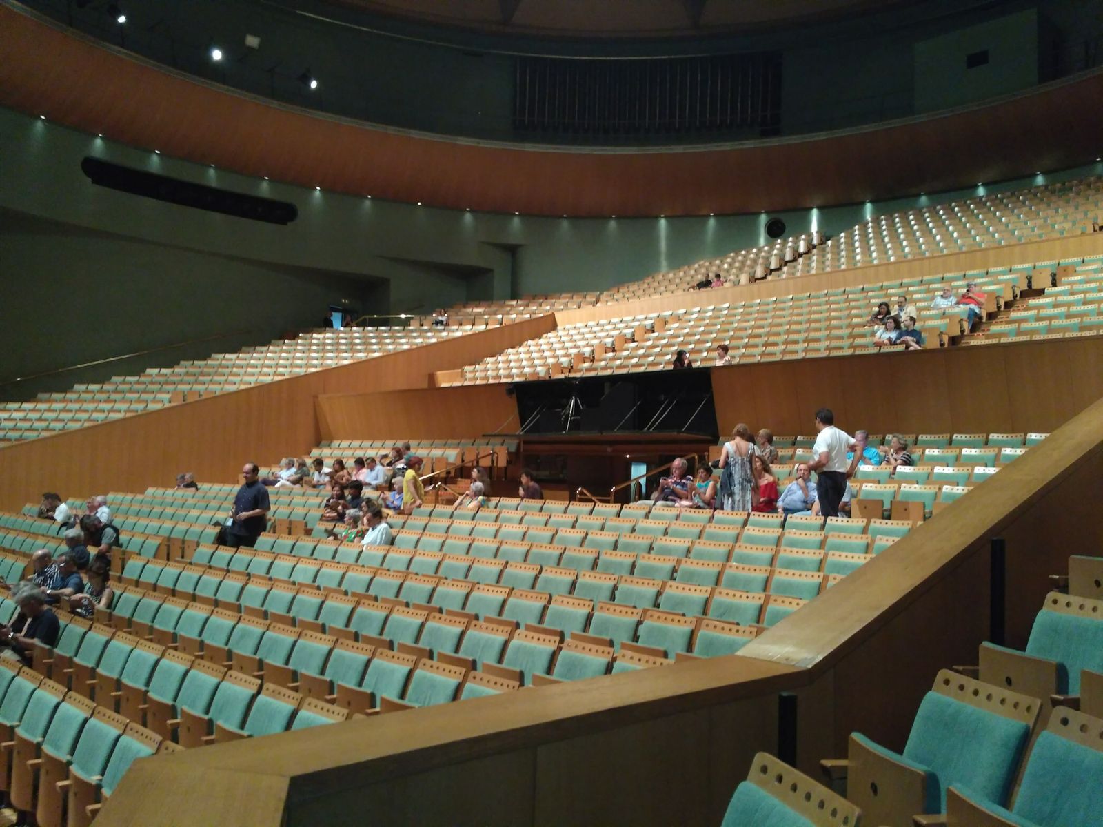 Aspecto del Maestranza minutos antes de la cancelación del concierto