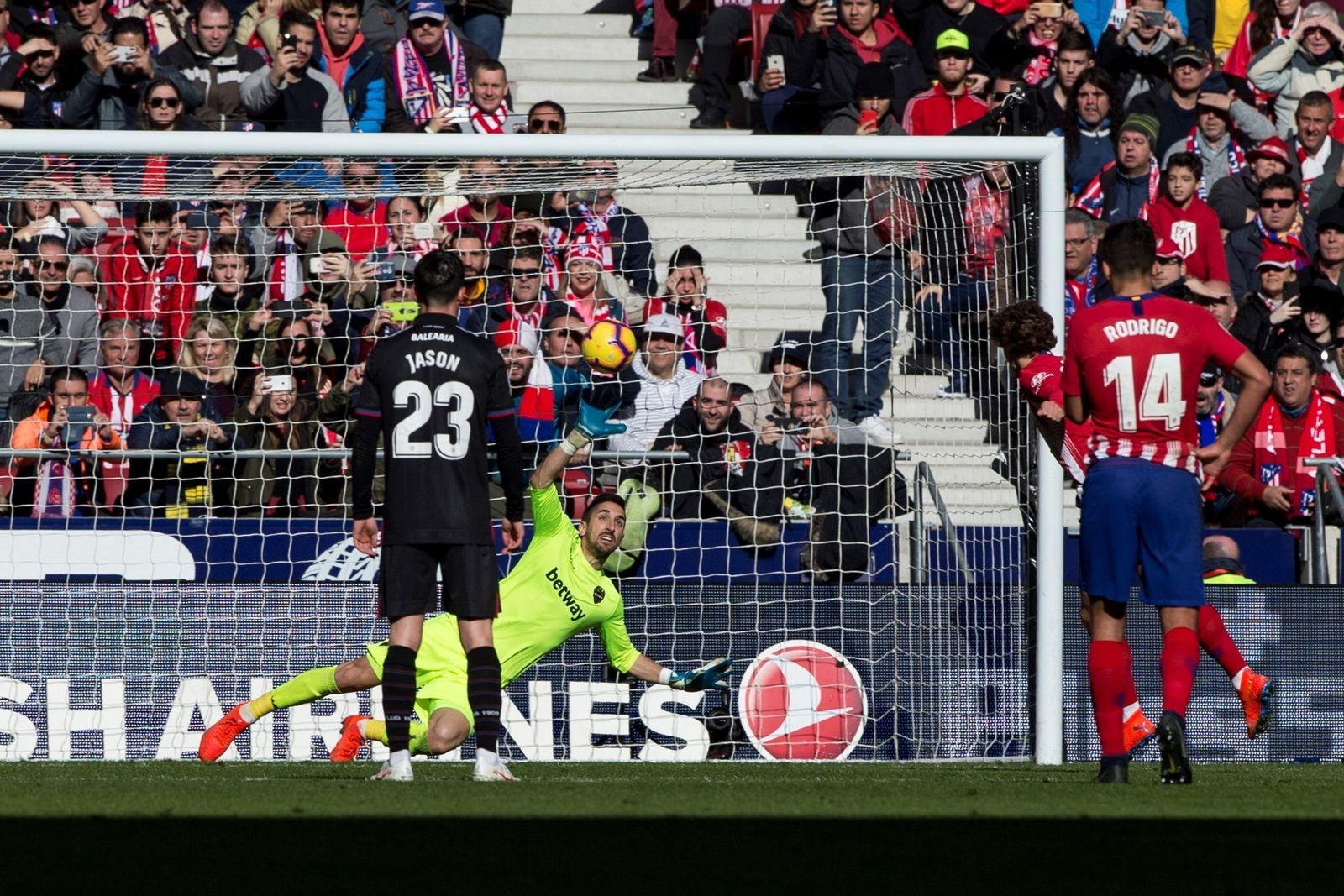 El Atlético de Madrid-Levante, en imágenes