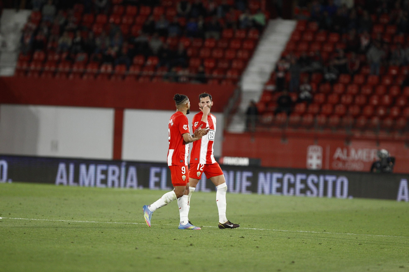 U.D. Almería-Racing Club Ferrol, en imágenes