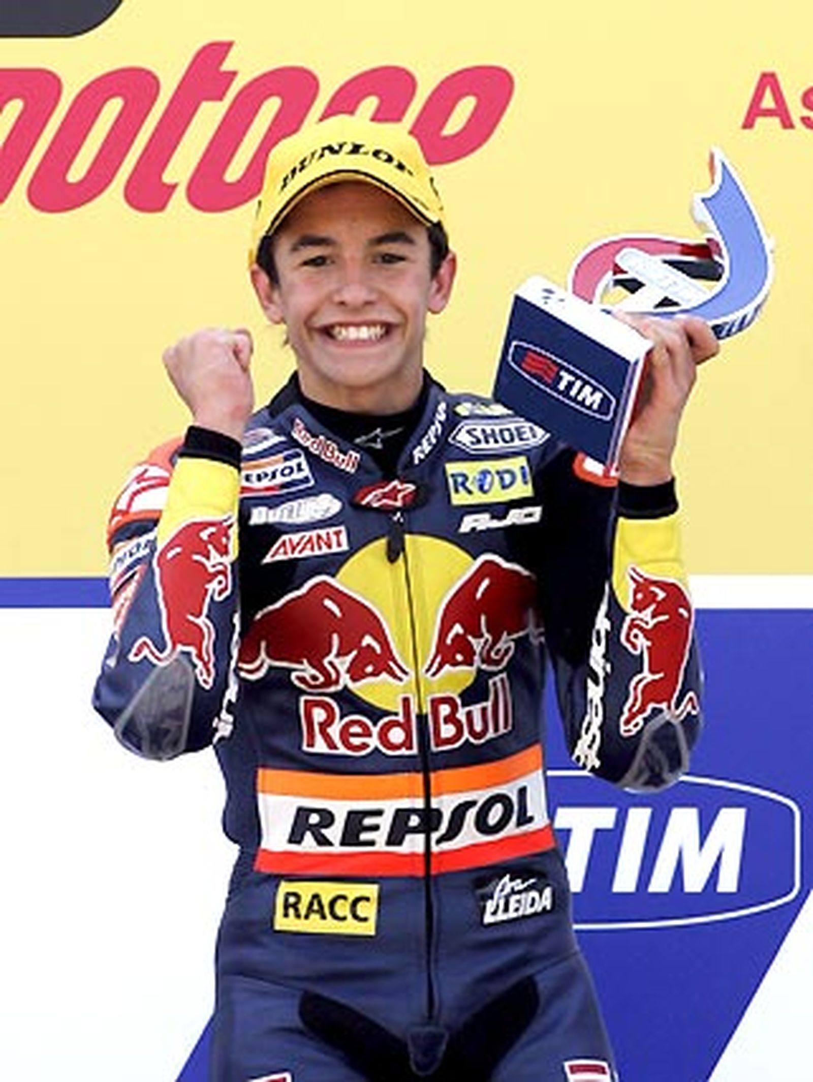 Marc Márquez (Derbi) celebra su victoria en 125cc en el Gran Premio de Holanda.

Foto: Efe / Afp Photo / Reuters