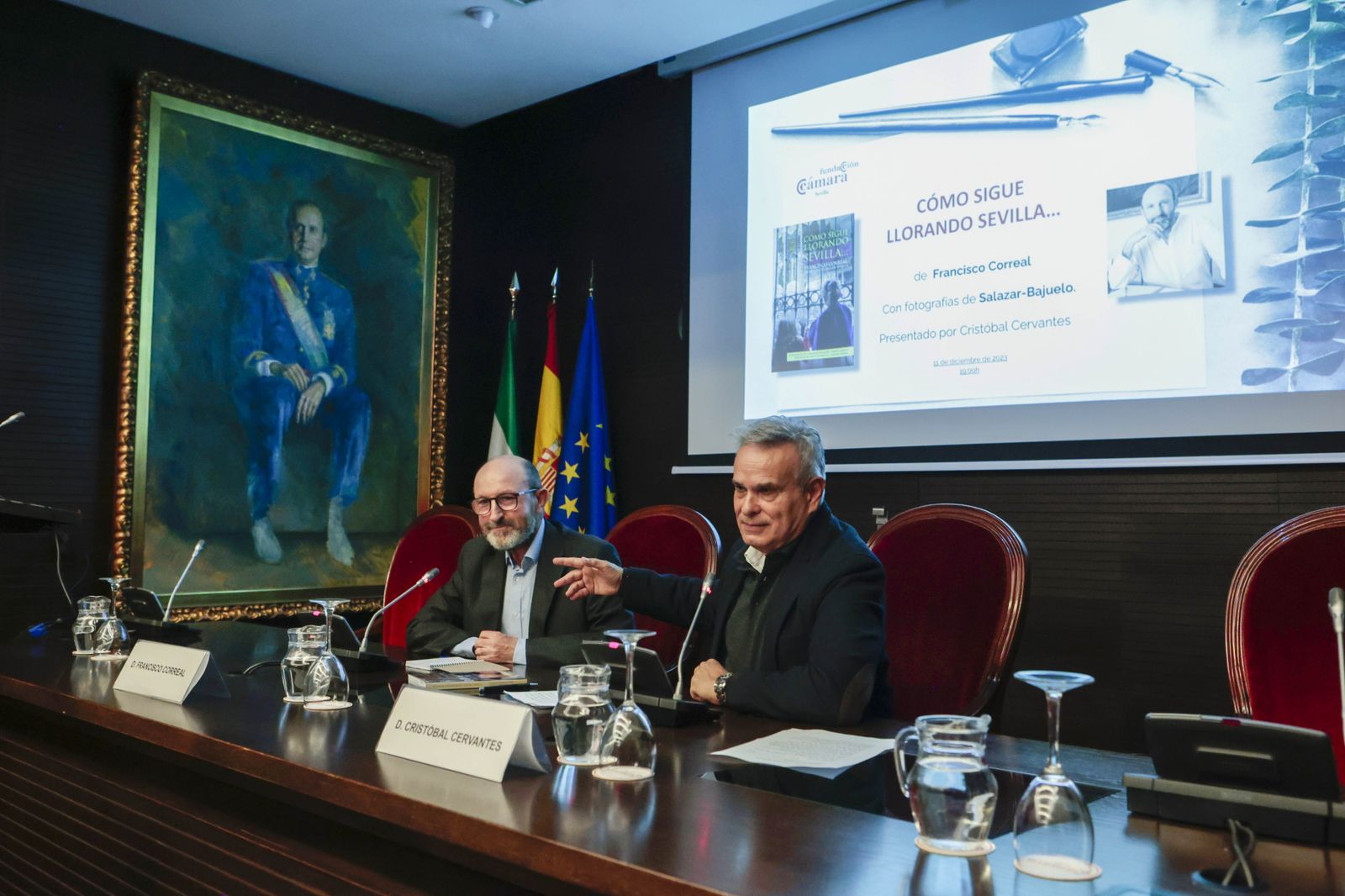Francisco Correal y Cristóbal Cervantes, durante la presentación del libro.