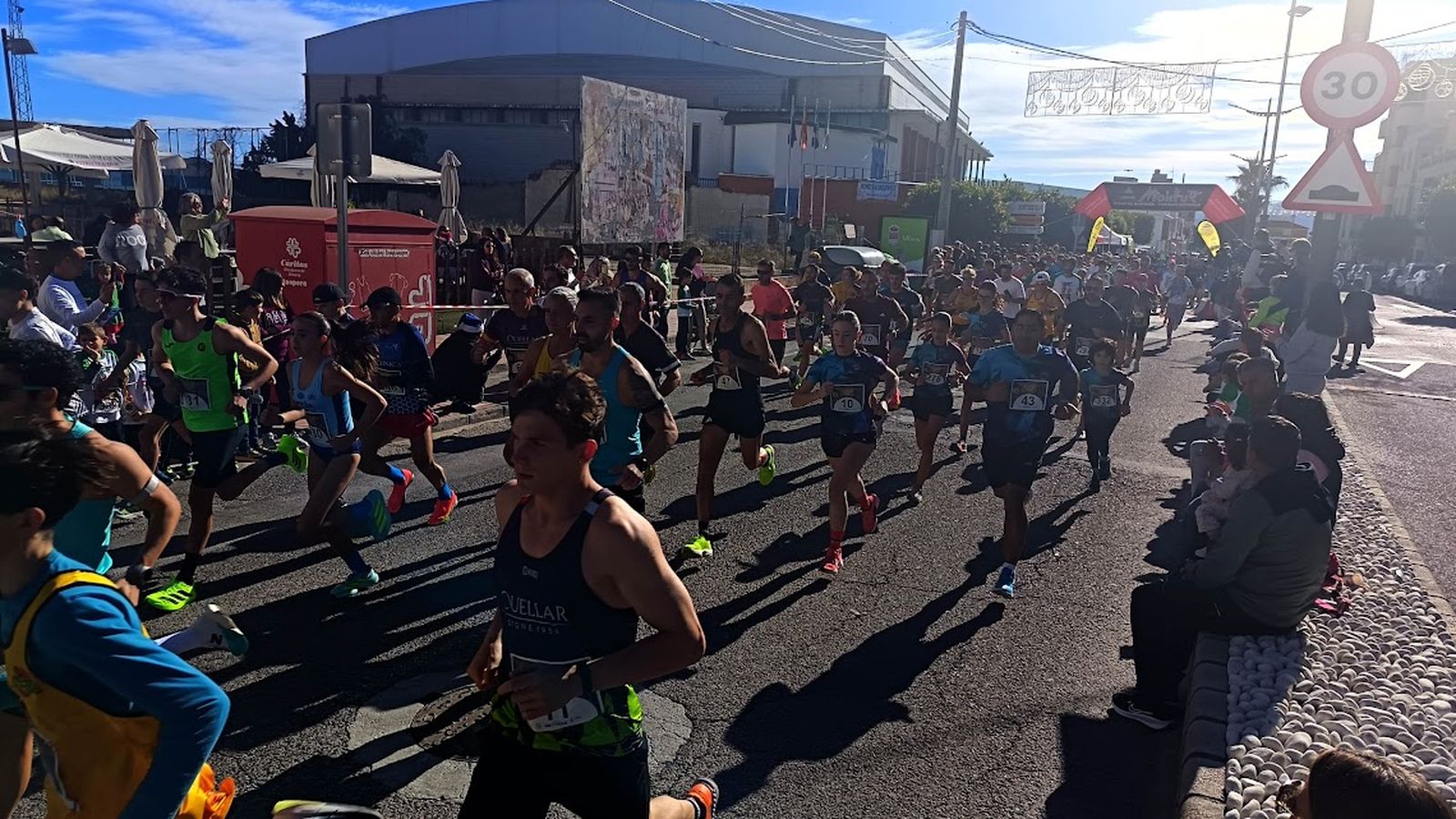 La San Silvestre albojense recoge 700 kilogramos de alimentos destinados a Cáritas