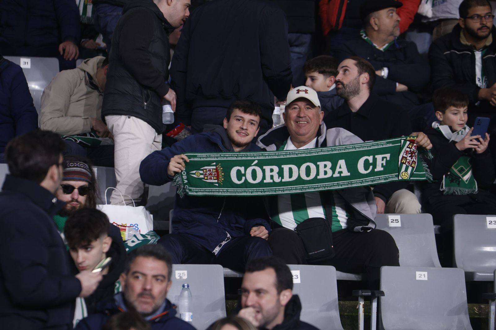 Las mejores fotos del ambiente en El Arcángel para el Córdoba CF - Valladolid