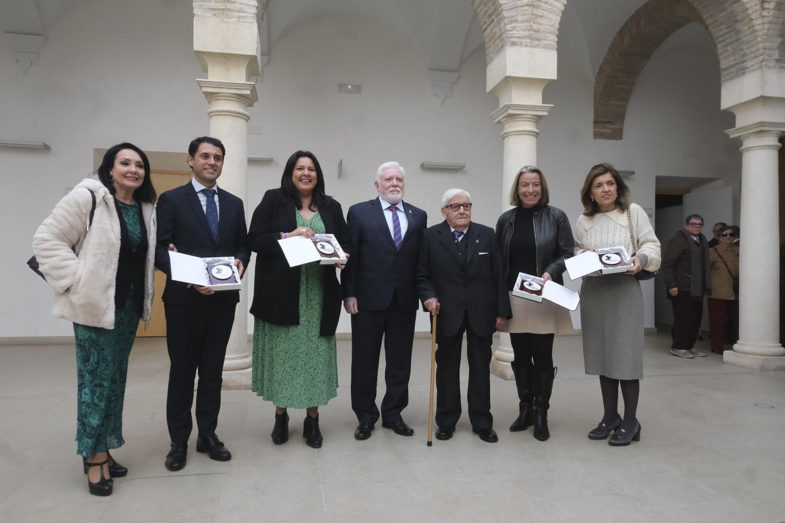 La entrega de medallas extraordinarias de las Peñas de Córdoba, en fotografías