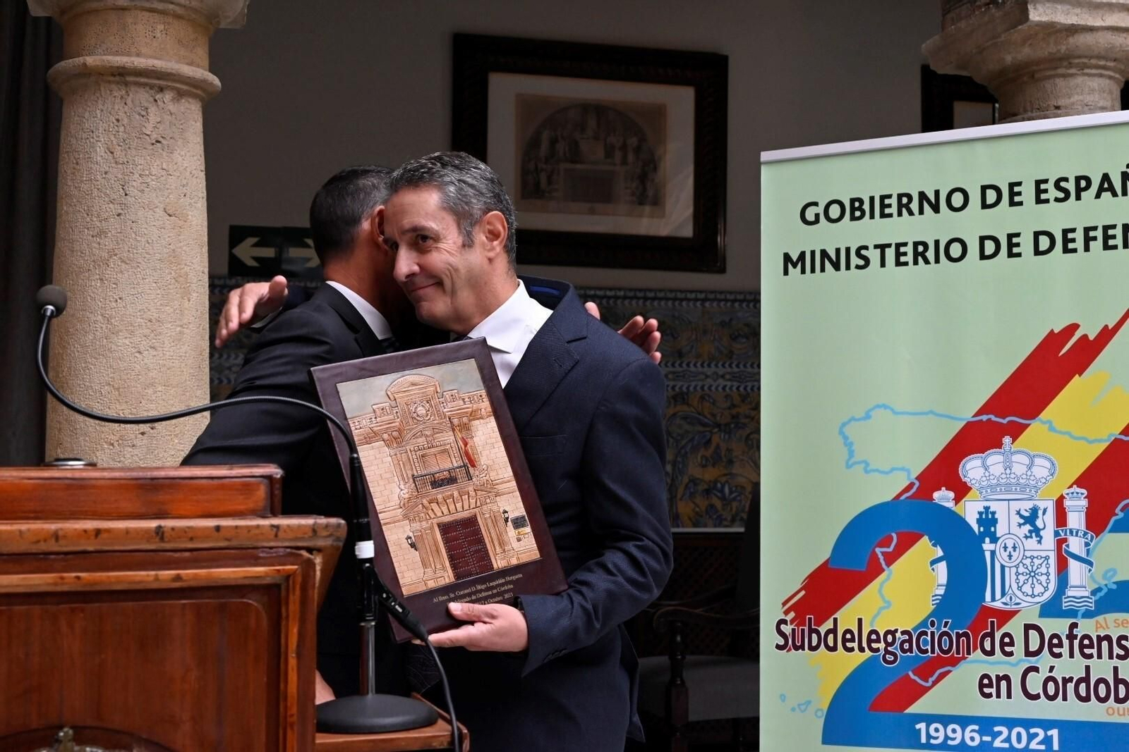 La despedida del coronel Íñigo Laquidáin de Córdoba, en imágenes