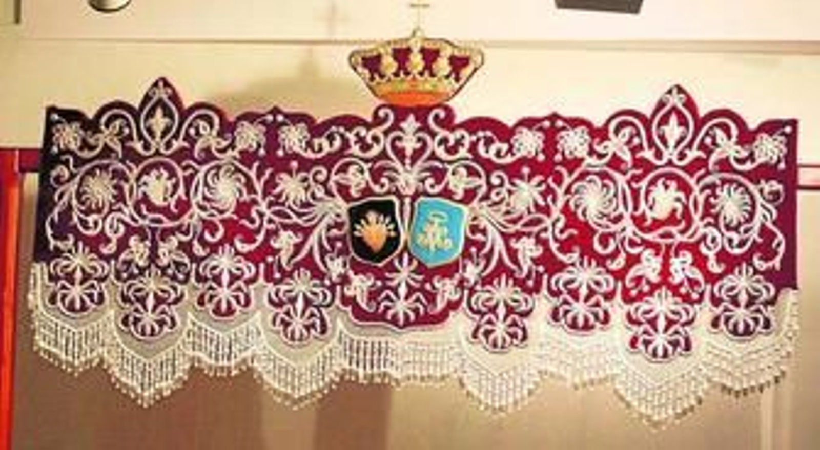 Las restauradas bambalinas traseras de la Oración pasarán a ser delanteras este Jueves Santo.