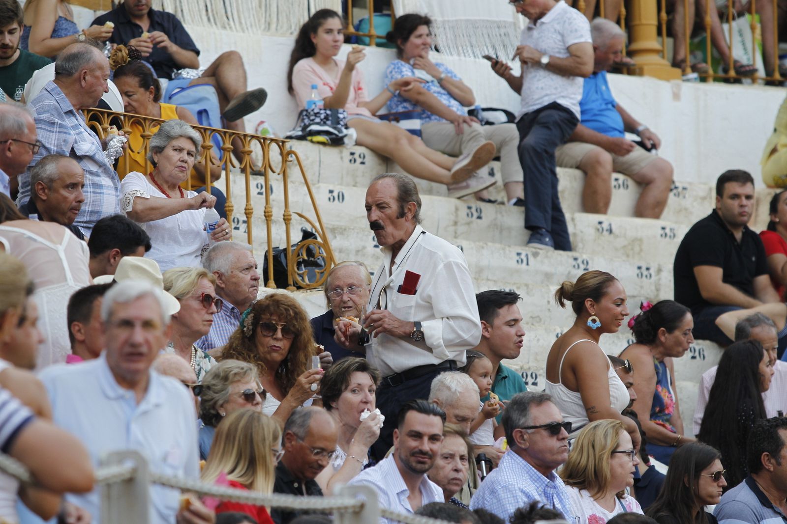Fotogalería corrida de rejones. Feria de Almería 2019