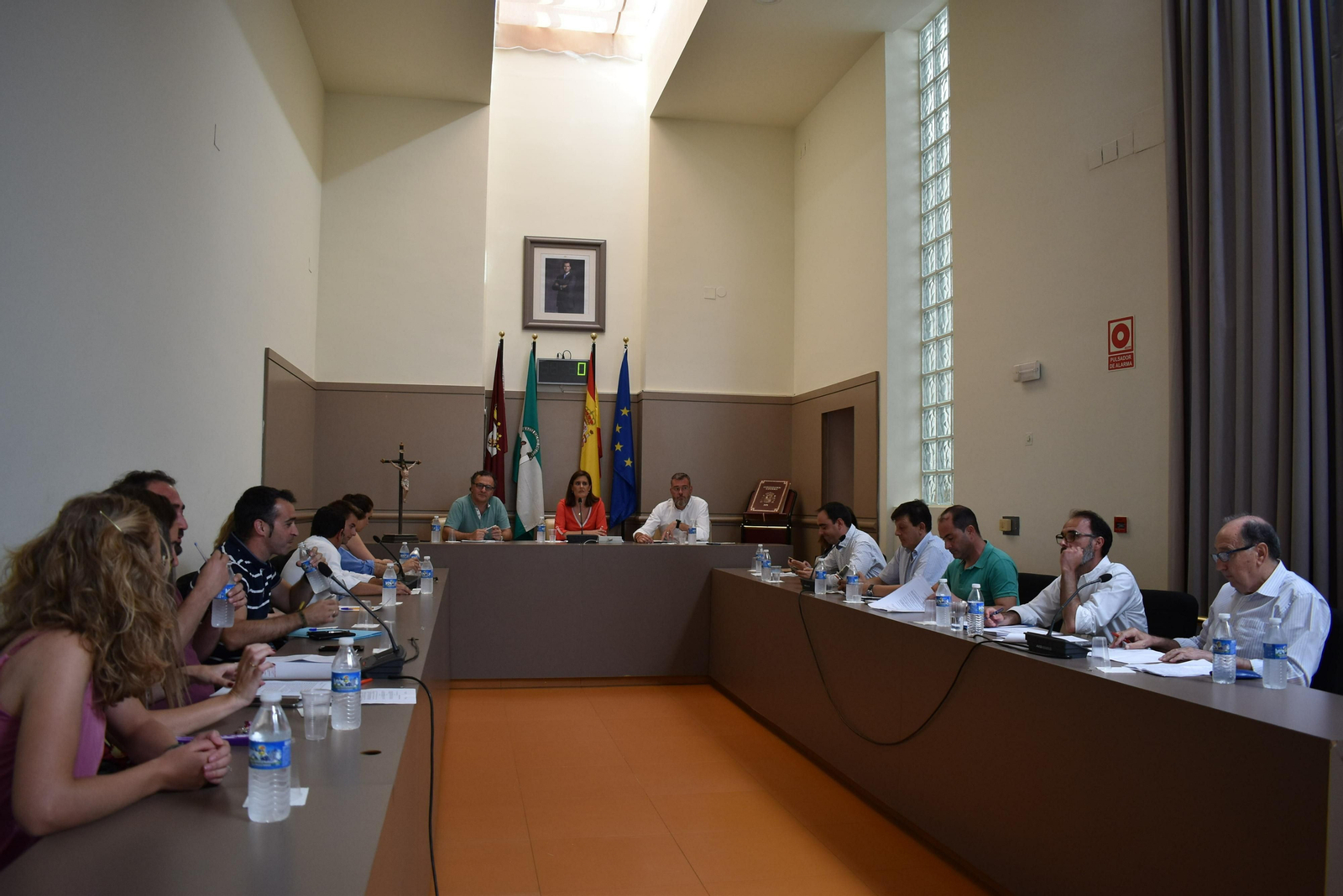 Pleno extraordinario del Ayuntamiento de Baena.