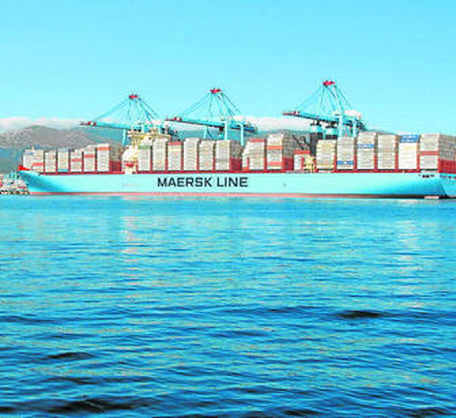 El Triple E 'Marstal Maersk', atracado en el muelle Juan Carlos I.