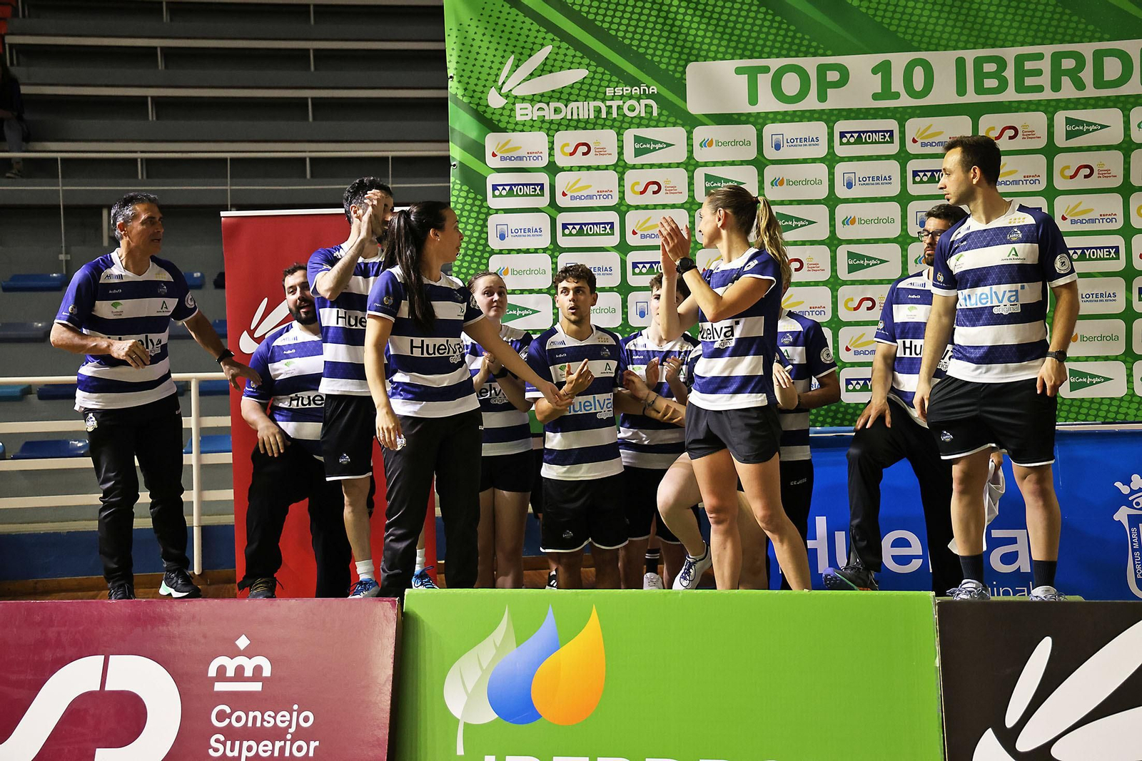 Imágenes de la final de liga de bádminton entre el IES La Orden y La RInconada