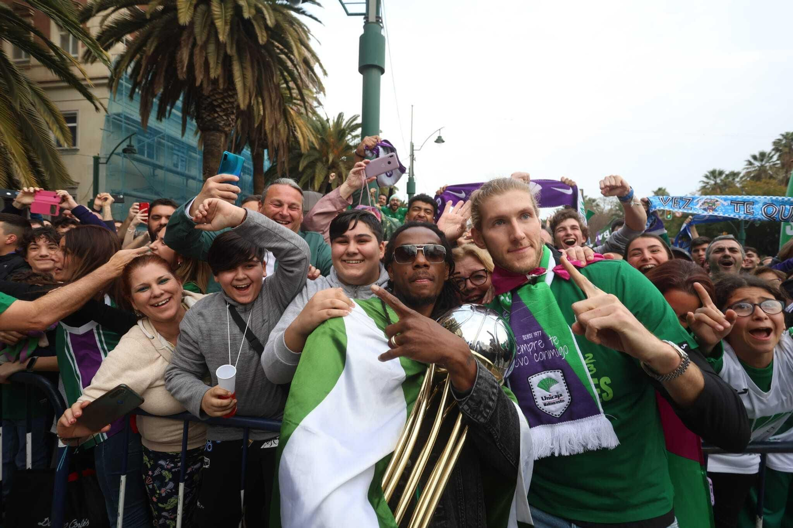 El Unicaja ofrece el título a Málaga, en fotos