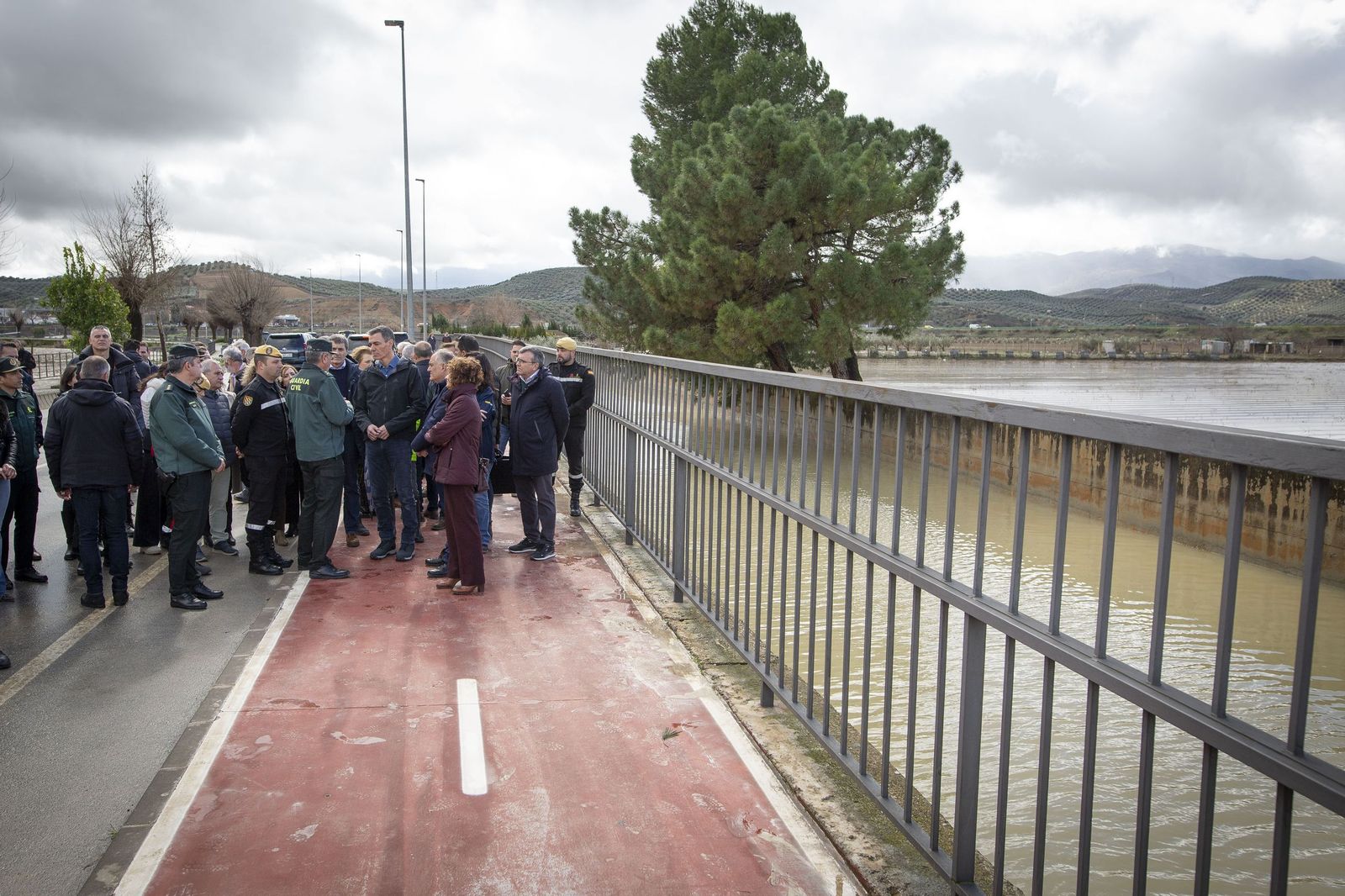Fotos: Pedro Sánchez visita Huétor Tájar para comprobar los daños de la borrasca Leonardo