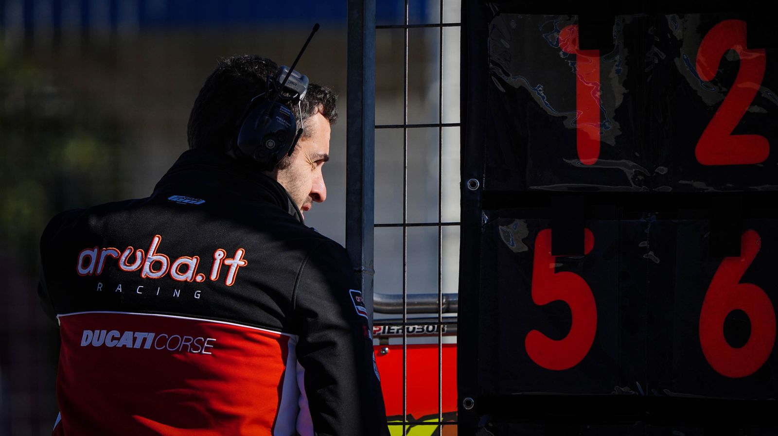 Álvaro Bautista estrena su numero 1 en las pruebas de SBK en Jerez